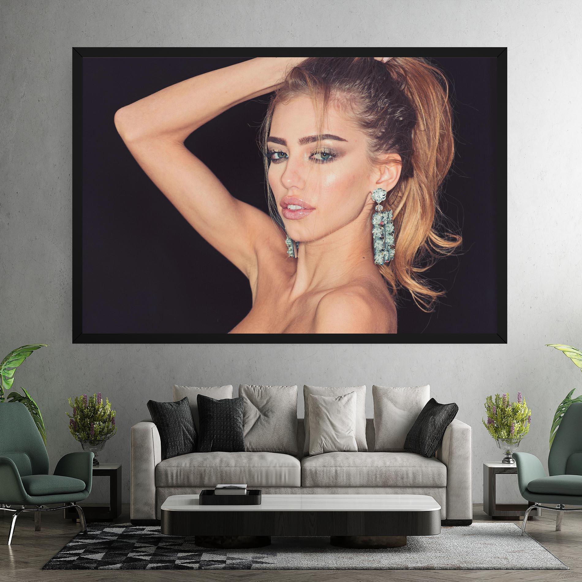 Vászonkép Flower Earrings mockup 7