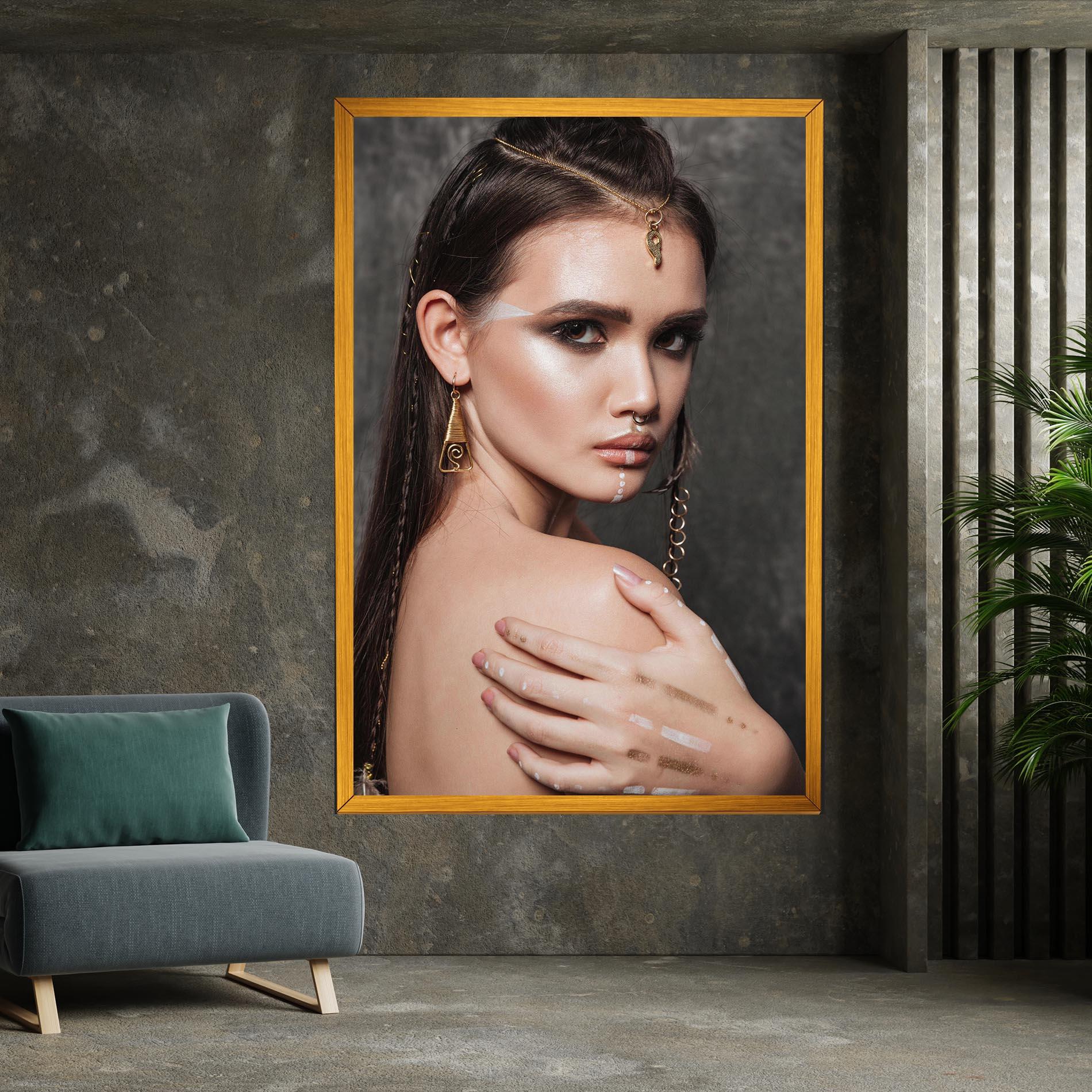 Vászonkép Gold Triangle Earring mockup 7