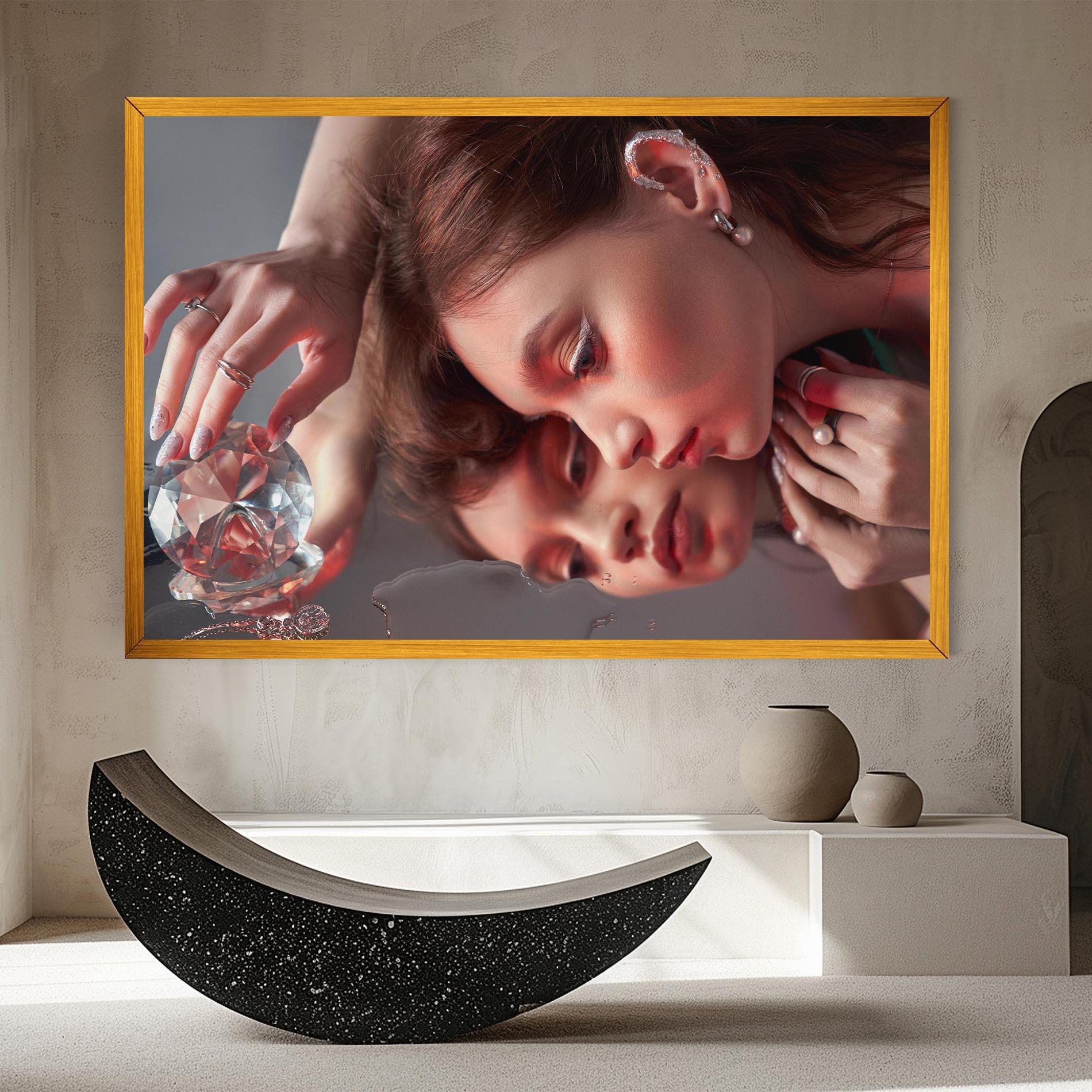 Vászonkép Big Diamond Hand mockup 8