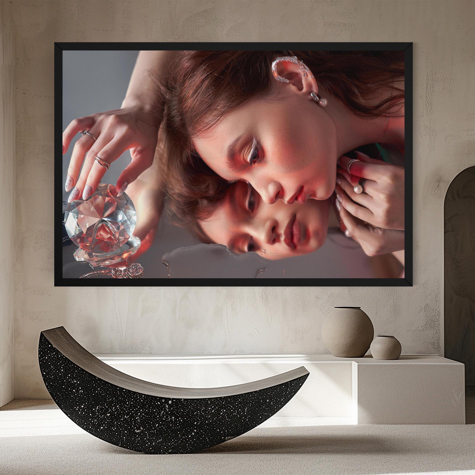 Vászonkép Big Diamond Hand mockup 8