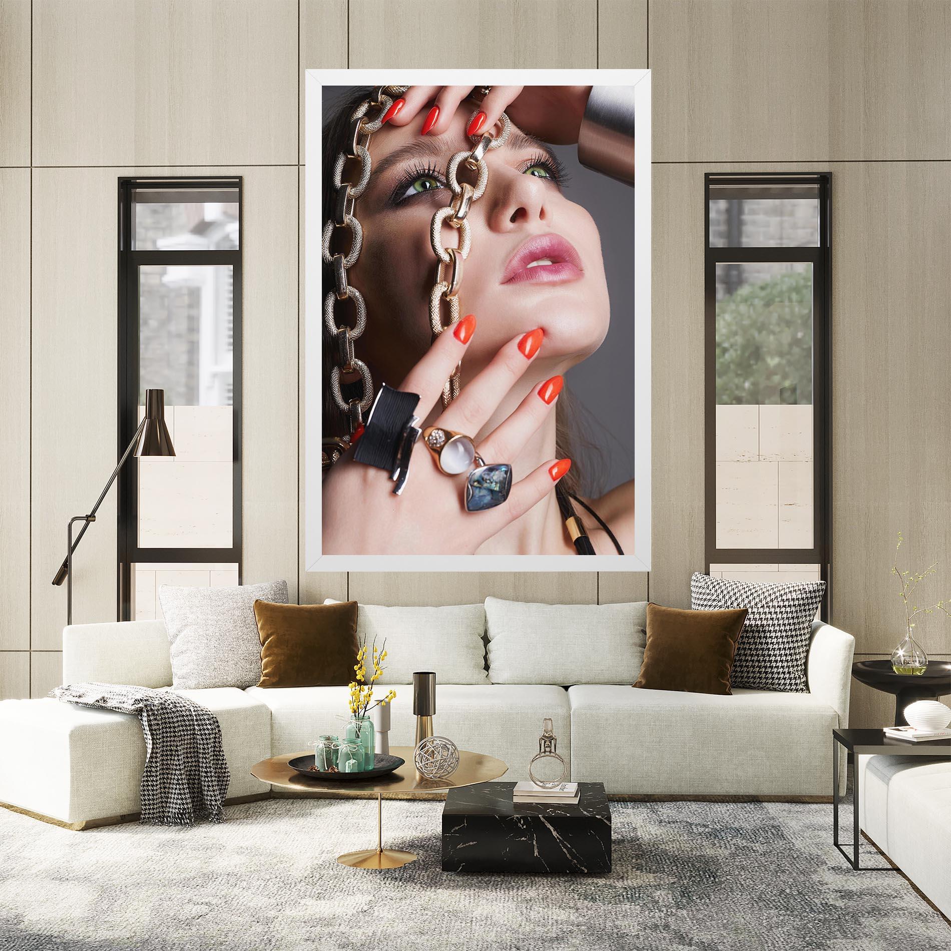 Vászonkép Big Chain Woman mockup 2