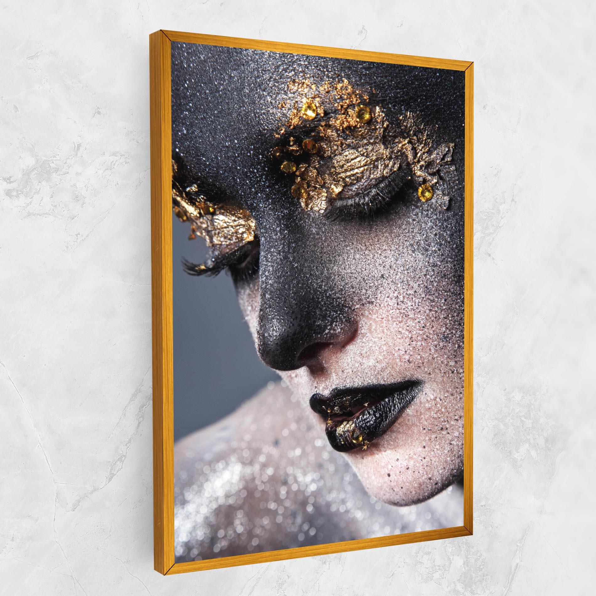 Vászonkép Beautiful Gold Artistic Makeup mockup 1