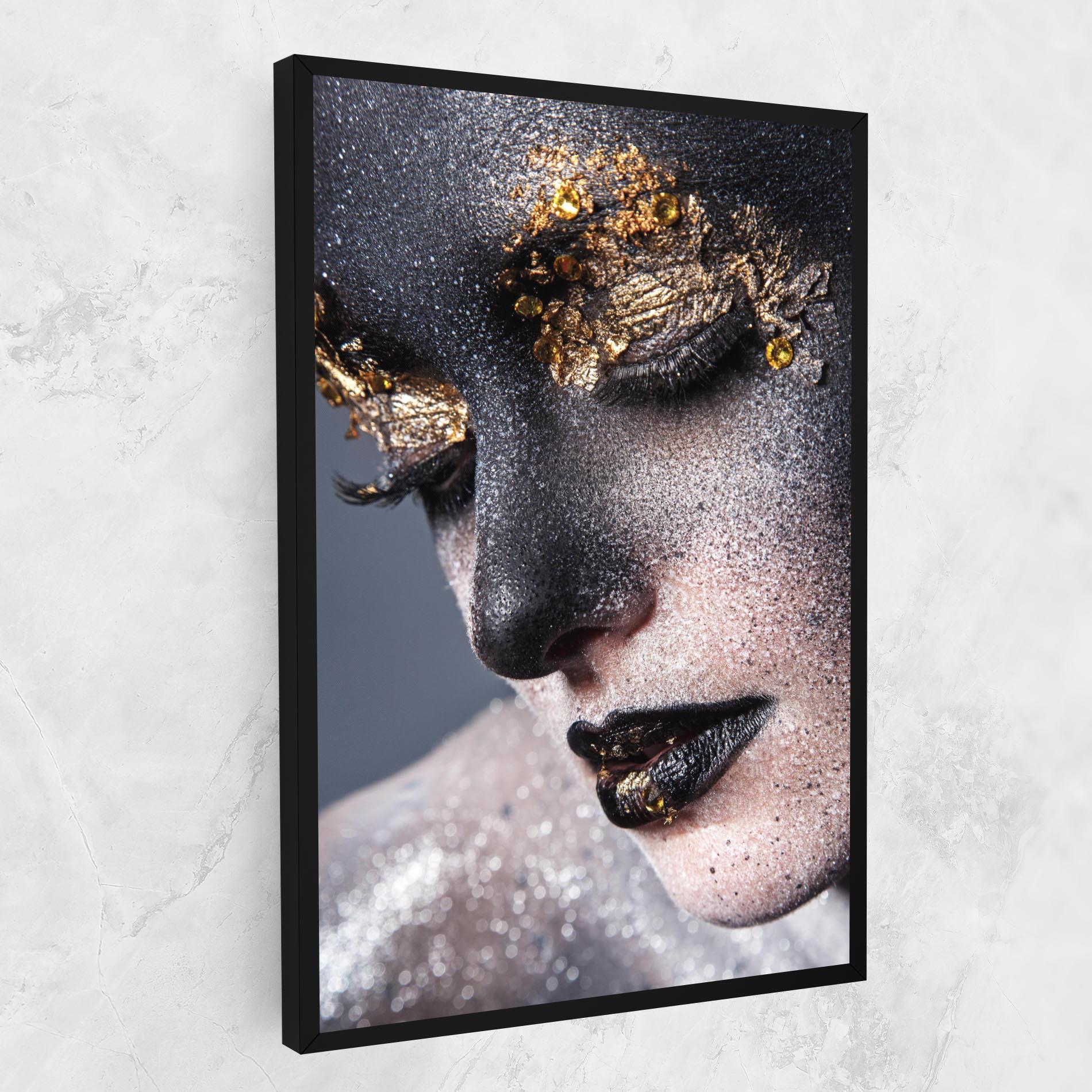 Vászonkép Beautiful Gold Artistic Makeup mockup 1