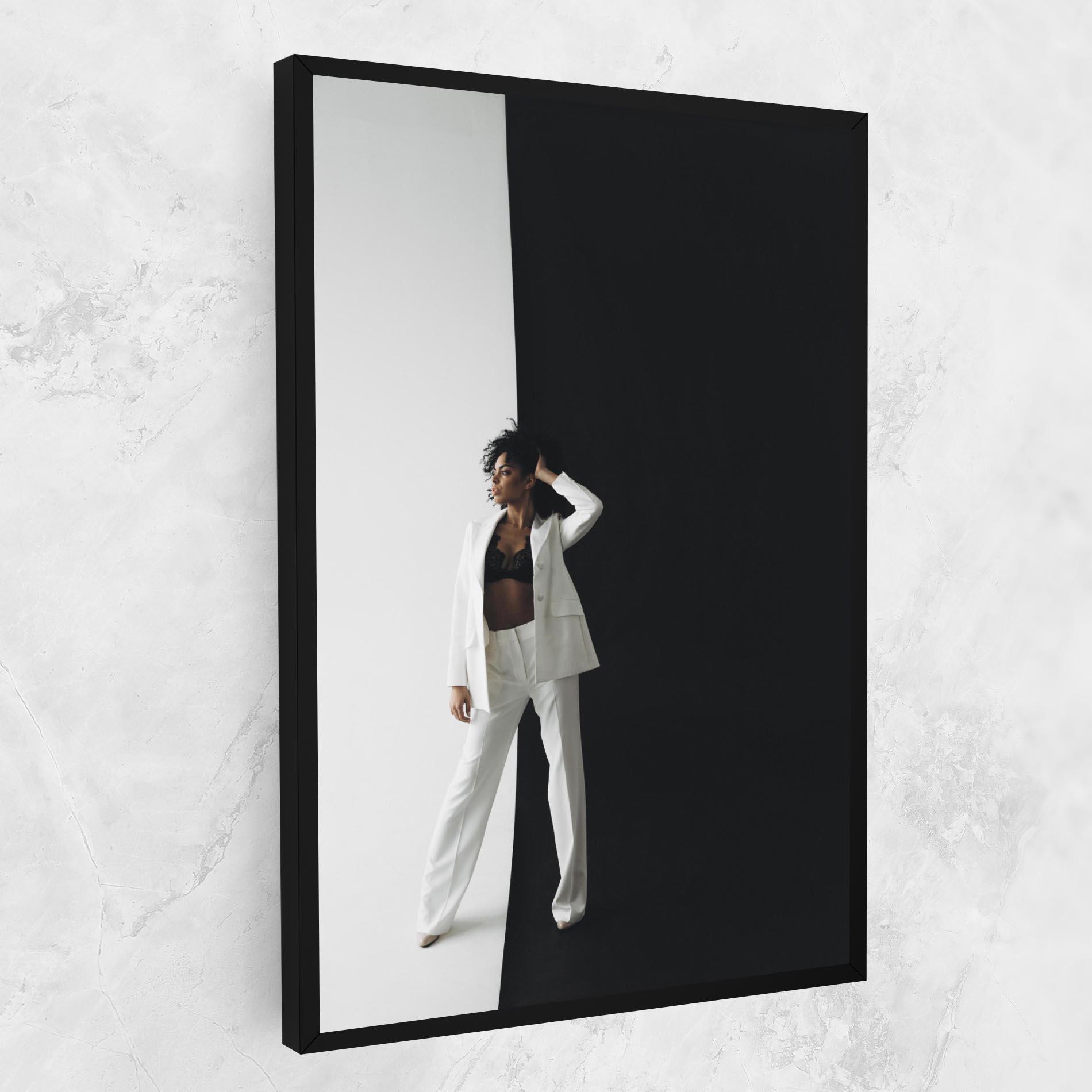 Vászonkép African Girl White Outfit mockup 1