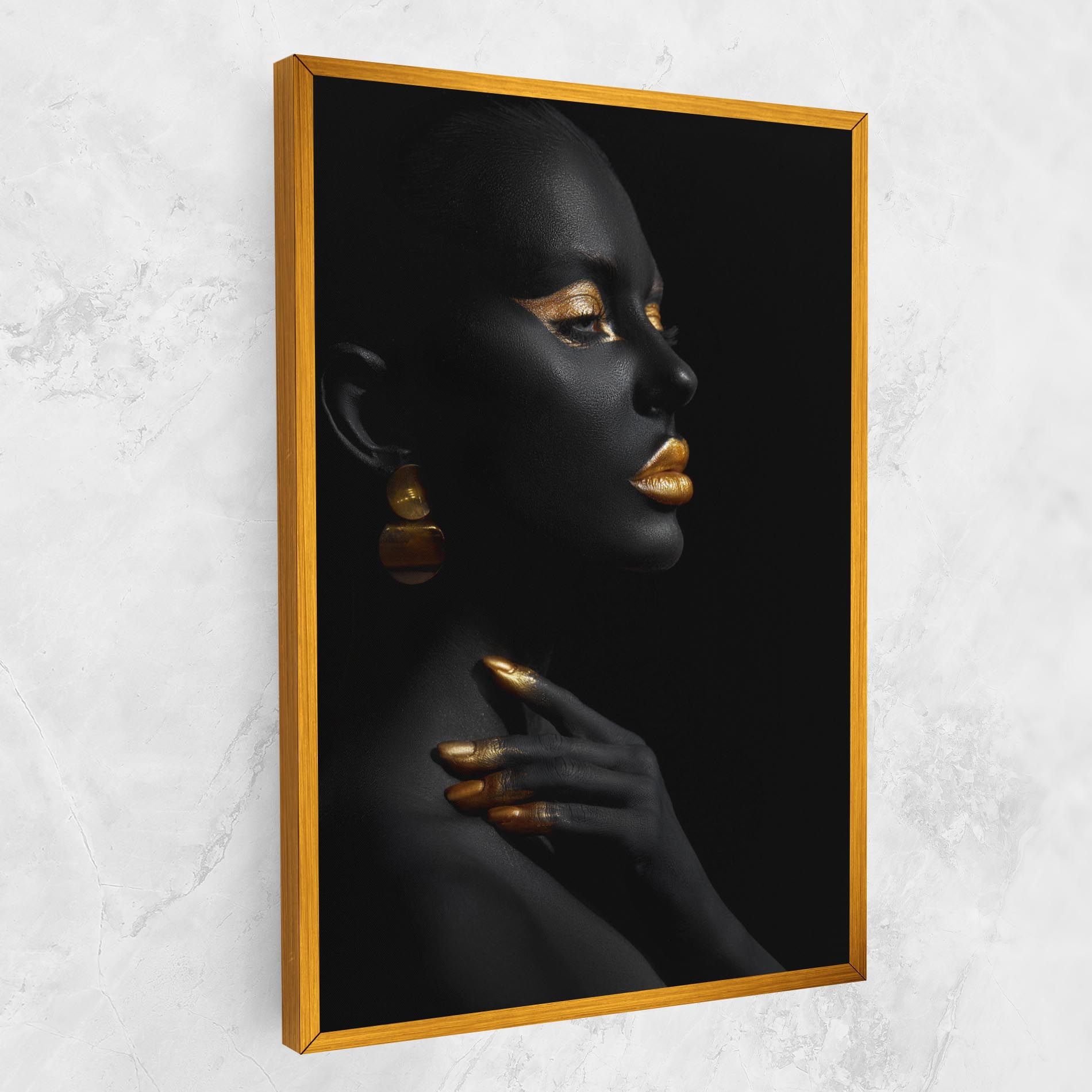 Lips Gold Eyelids mockup 1