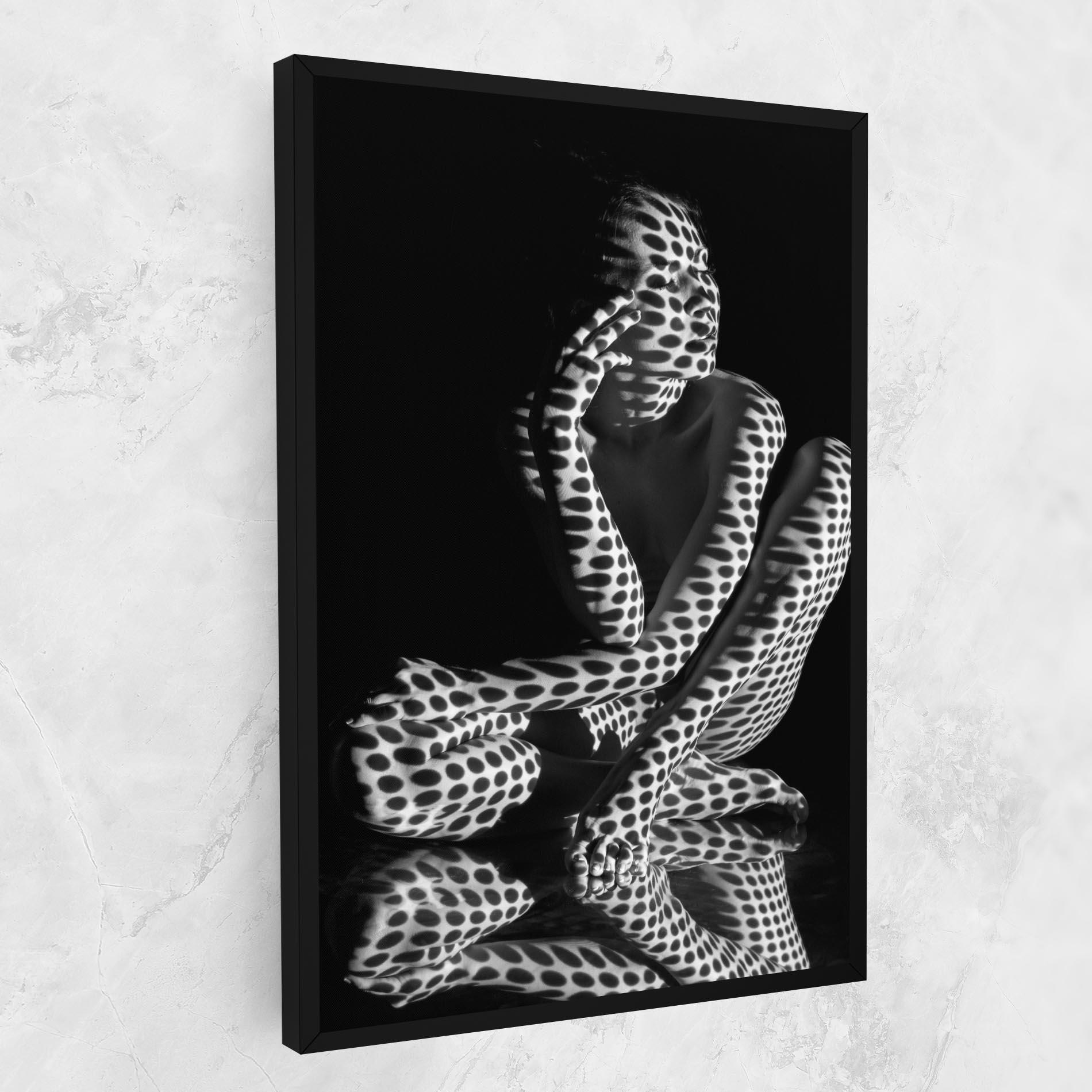 Vászonkép Black White Pattern Woman mockup 1