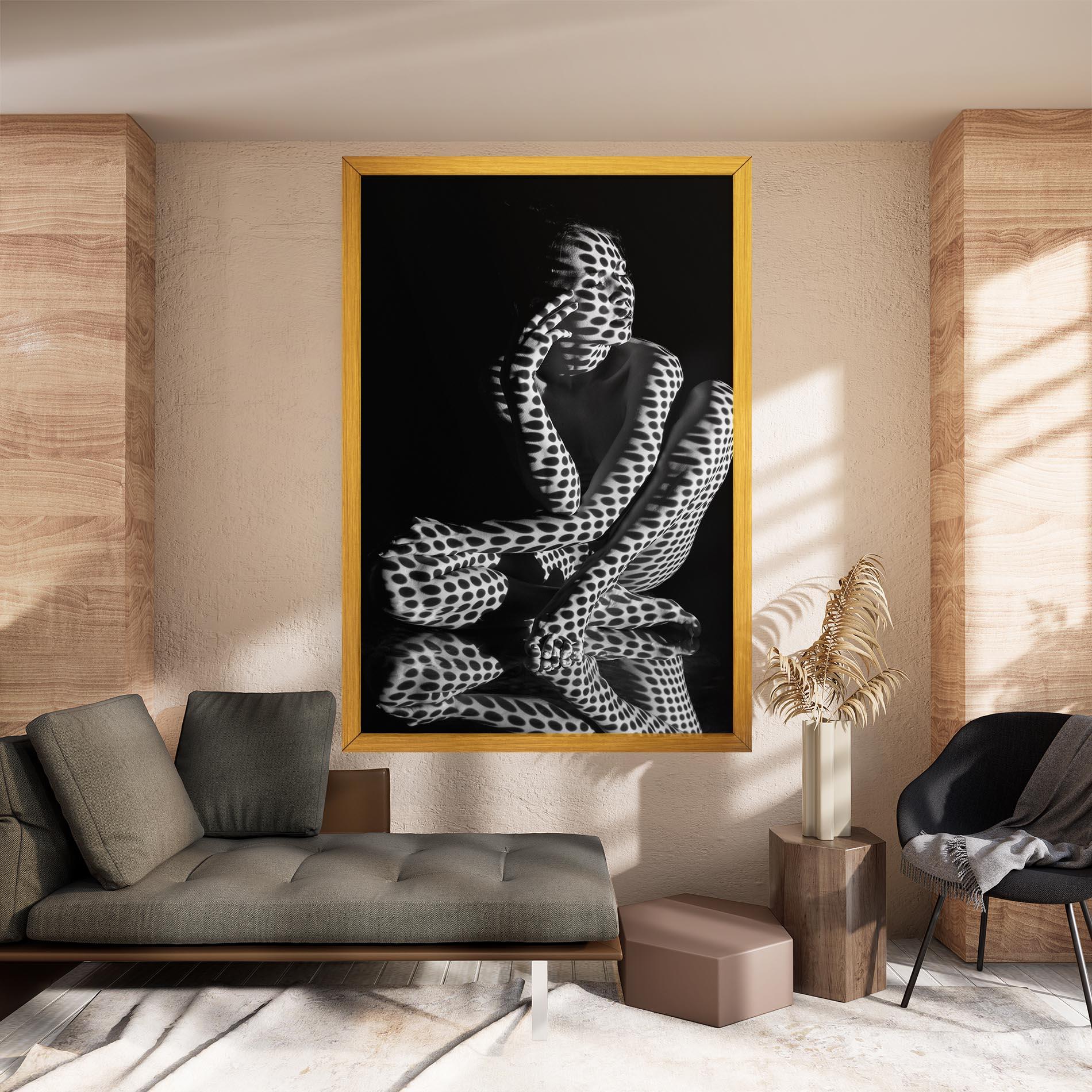 Vászonkép Black White Pattern Woman mockup 8