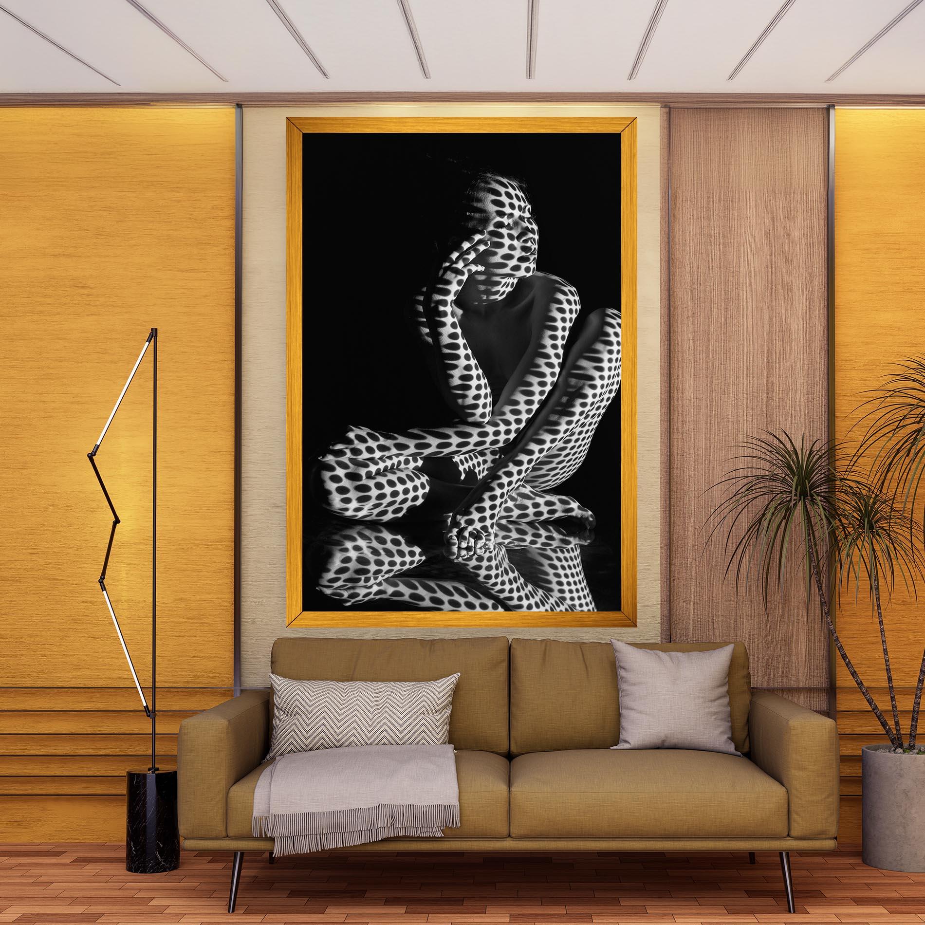 Vászonkép Black White Pattern Woman mockup 9