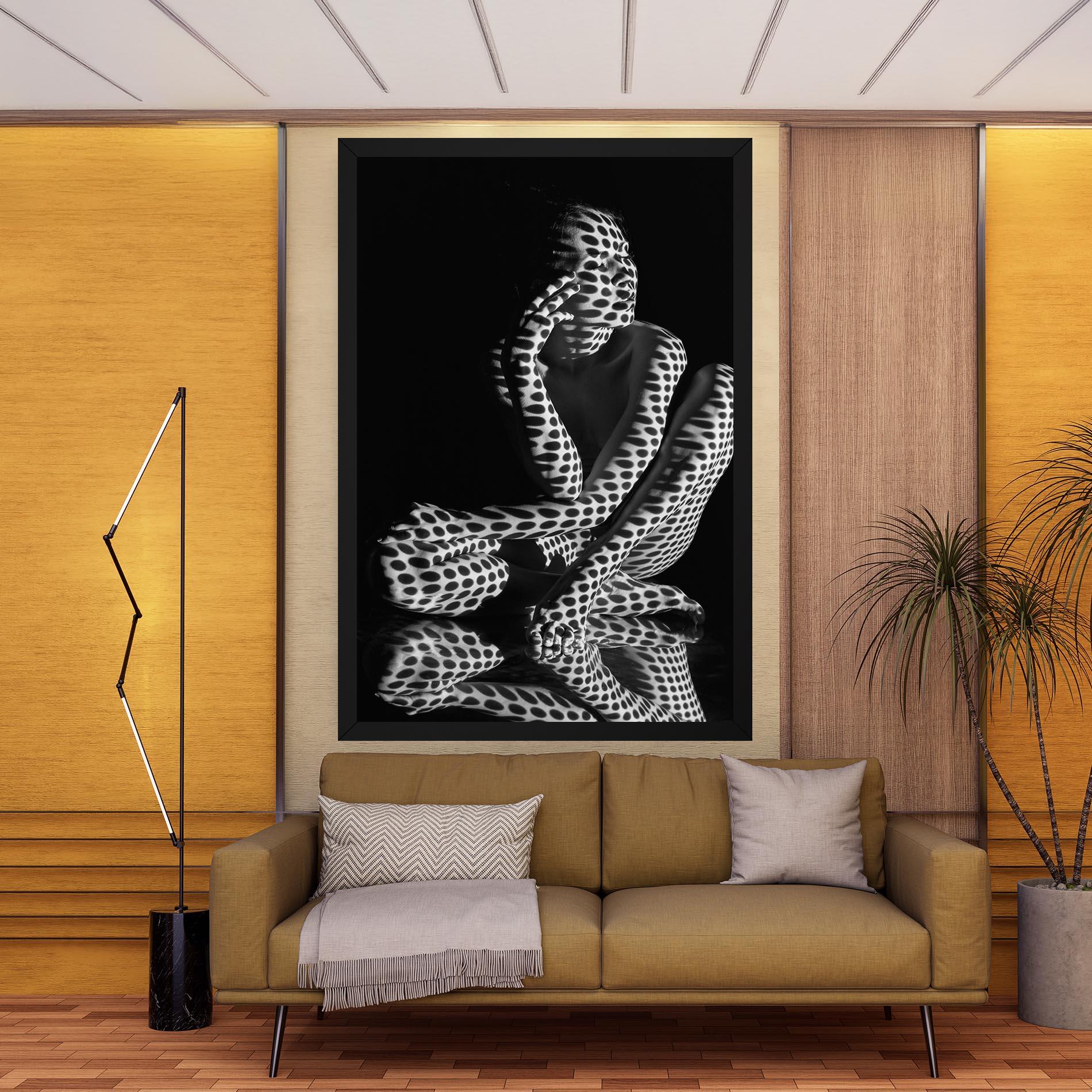 Vászonkép Black White Pattern Woman mockup 9