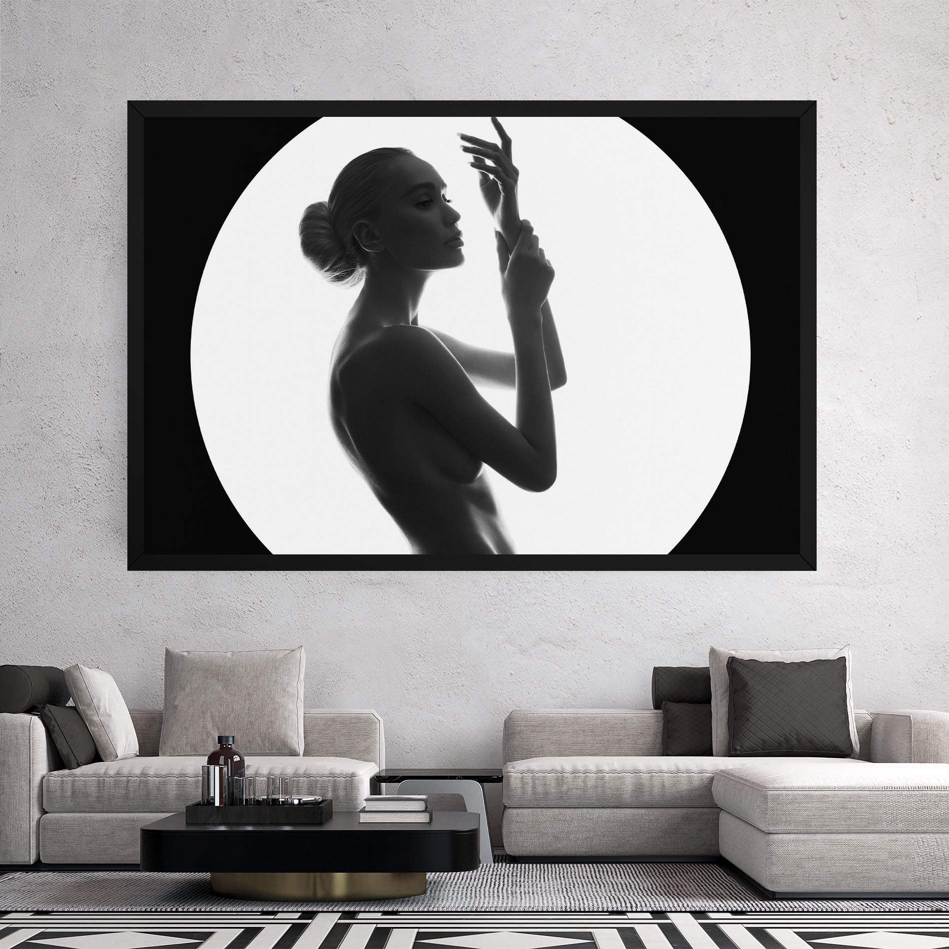 Circle Woman Body mockup 2