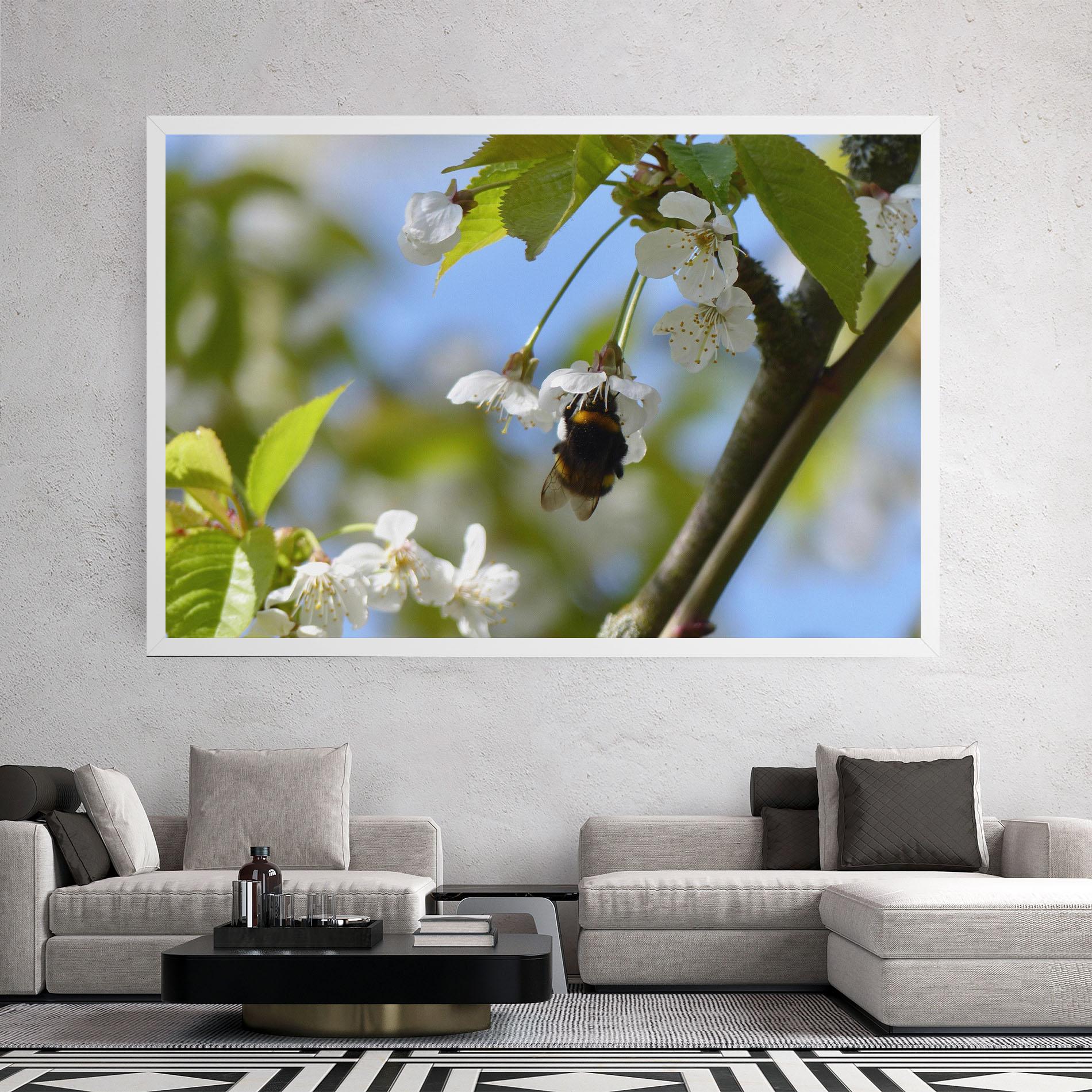 Vászonkép Bee Wild Tree mockup 2