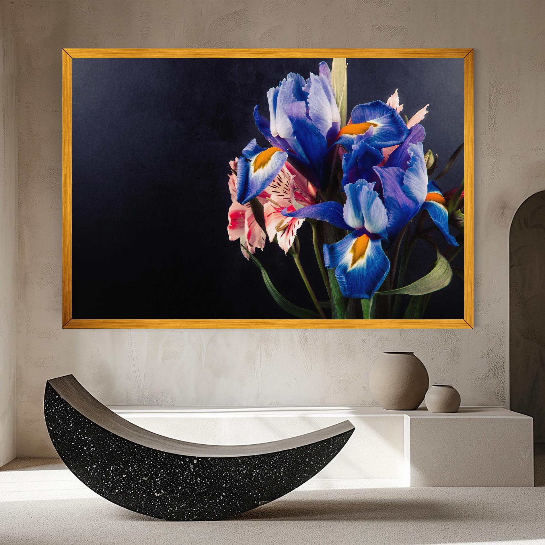 Vászonkép Iris Bouquet mockup 8