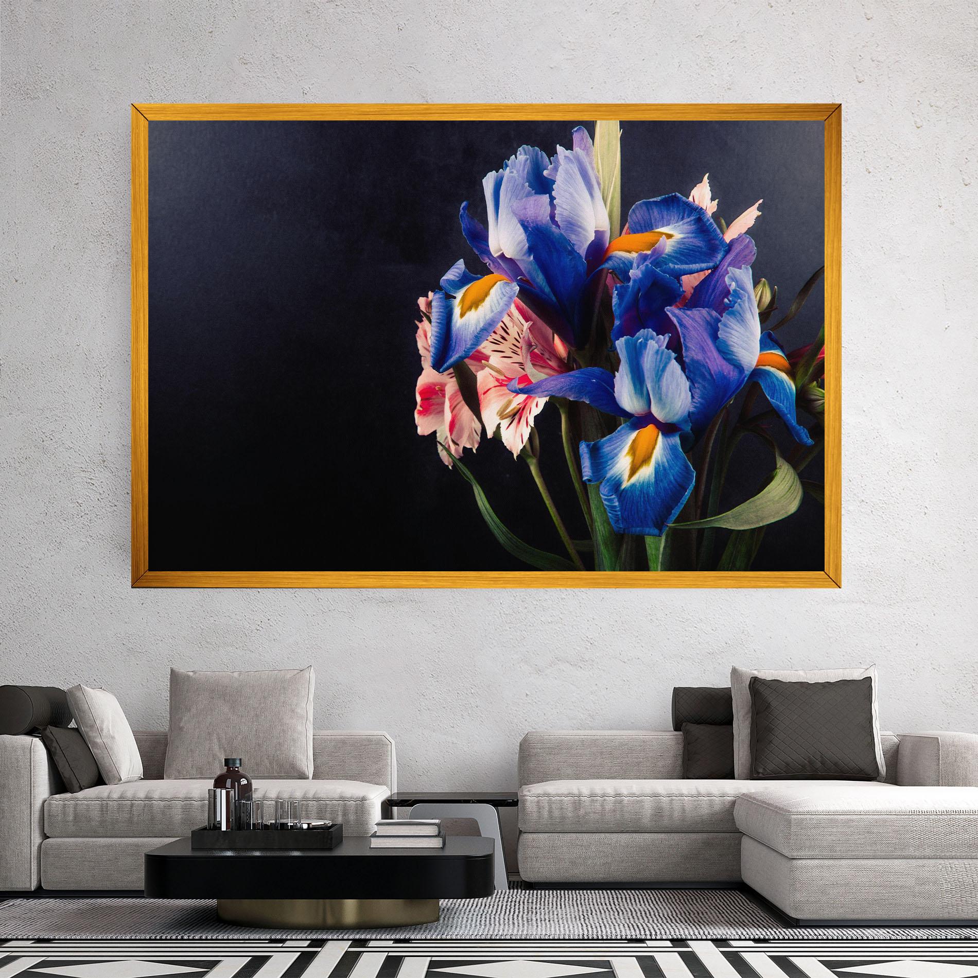 Vászonkép Iris Bouquet mockup 2