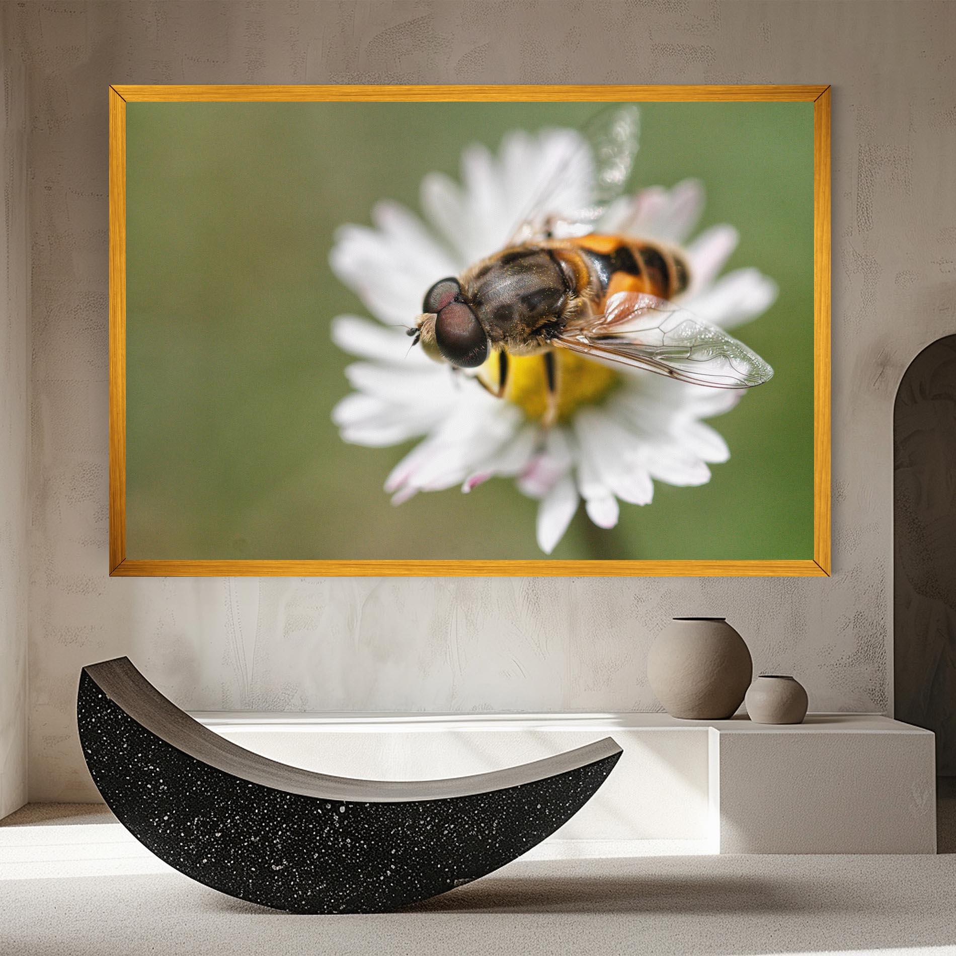 Vászonkép Bee On Small Daisy mockup 8