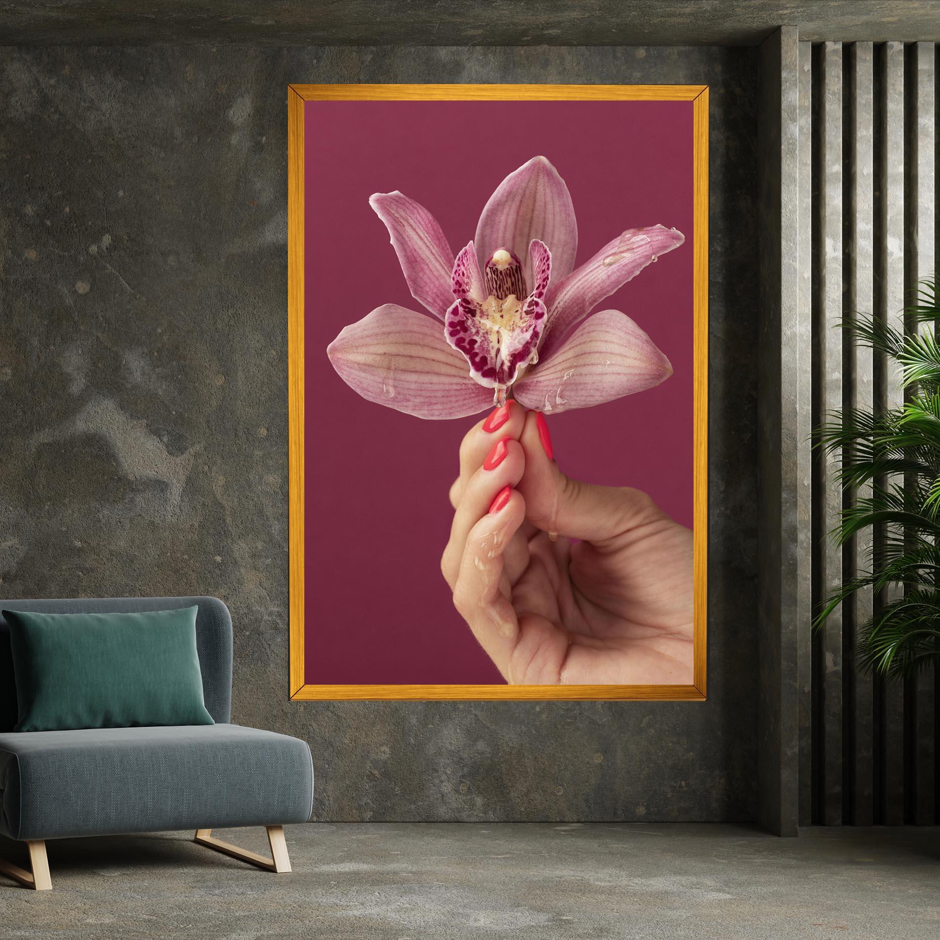 Vászonkép Orchid Holding mockup 7