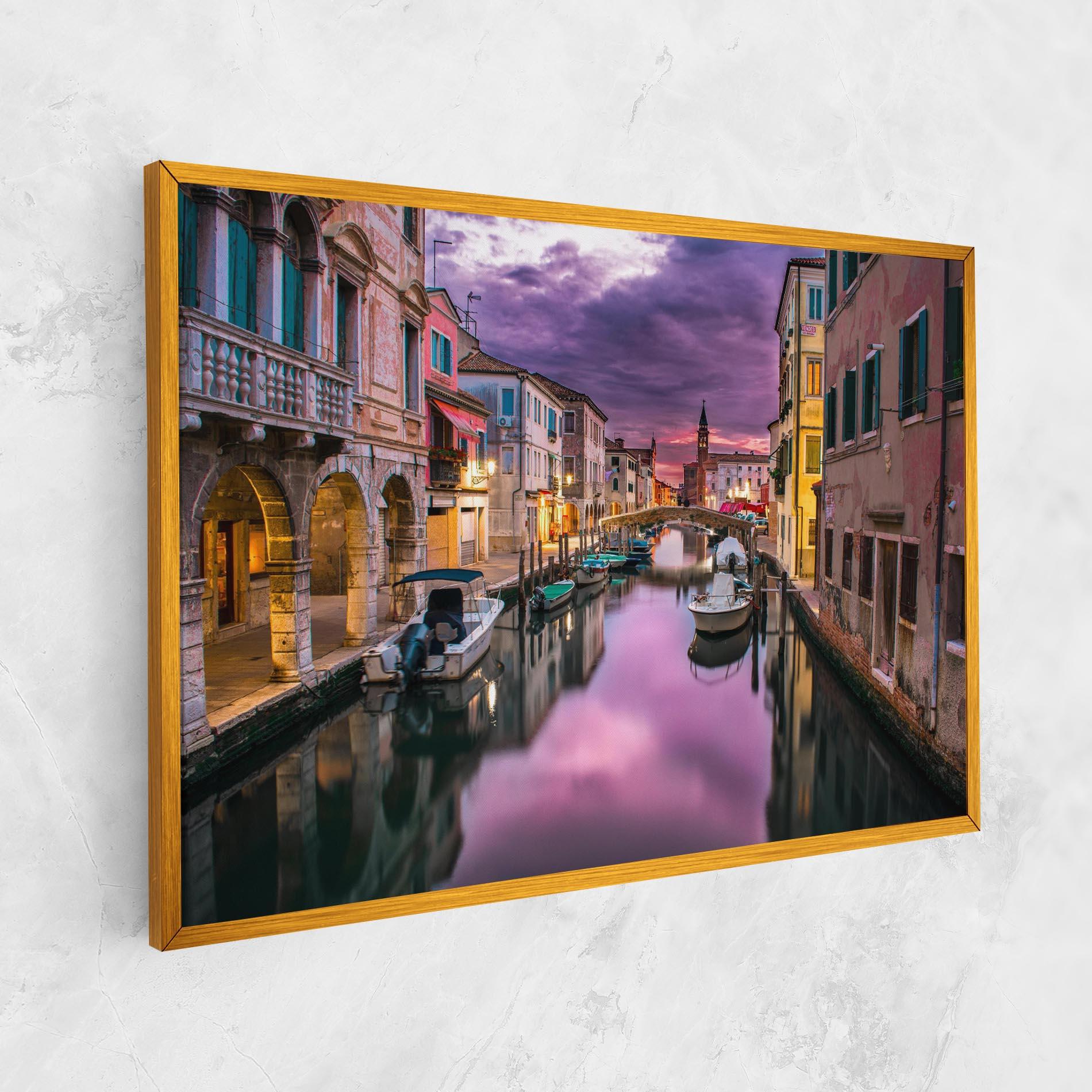 Vászonkép Purple Light Venecia mockup 1