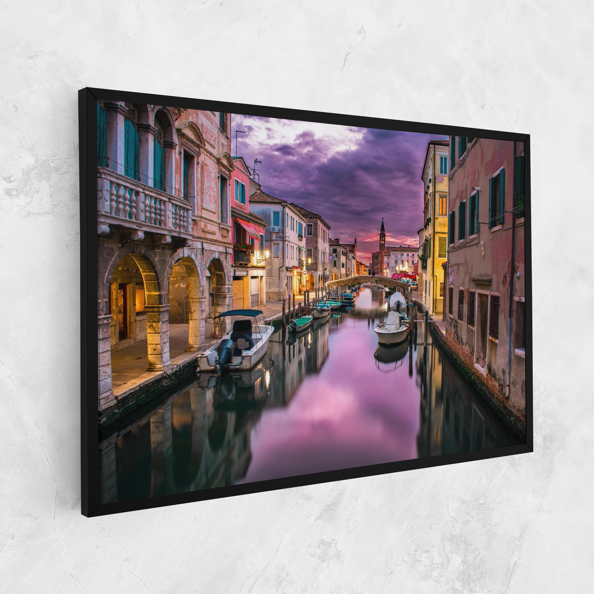 Vászonkép Purple Light Venecia mockup 1