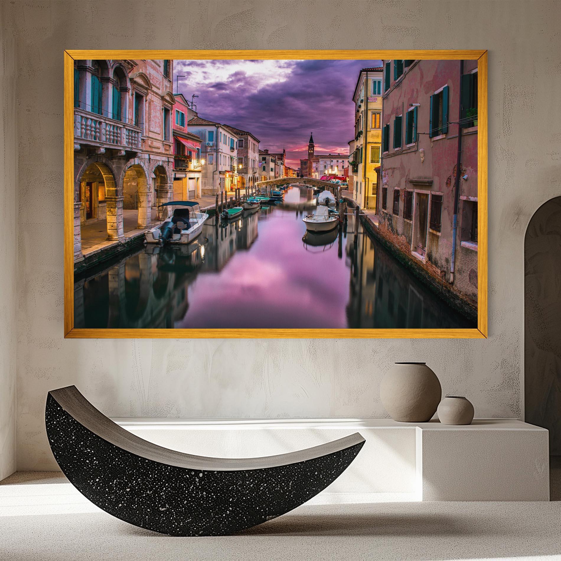 Vászonkép Purple Light Venecia mockup 8