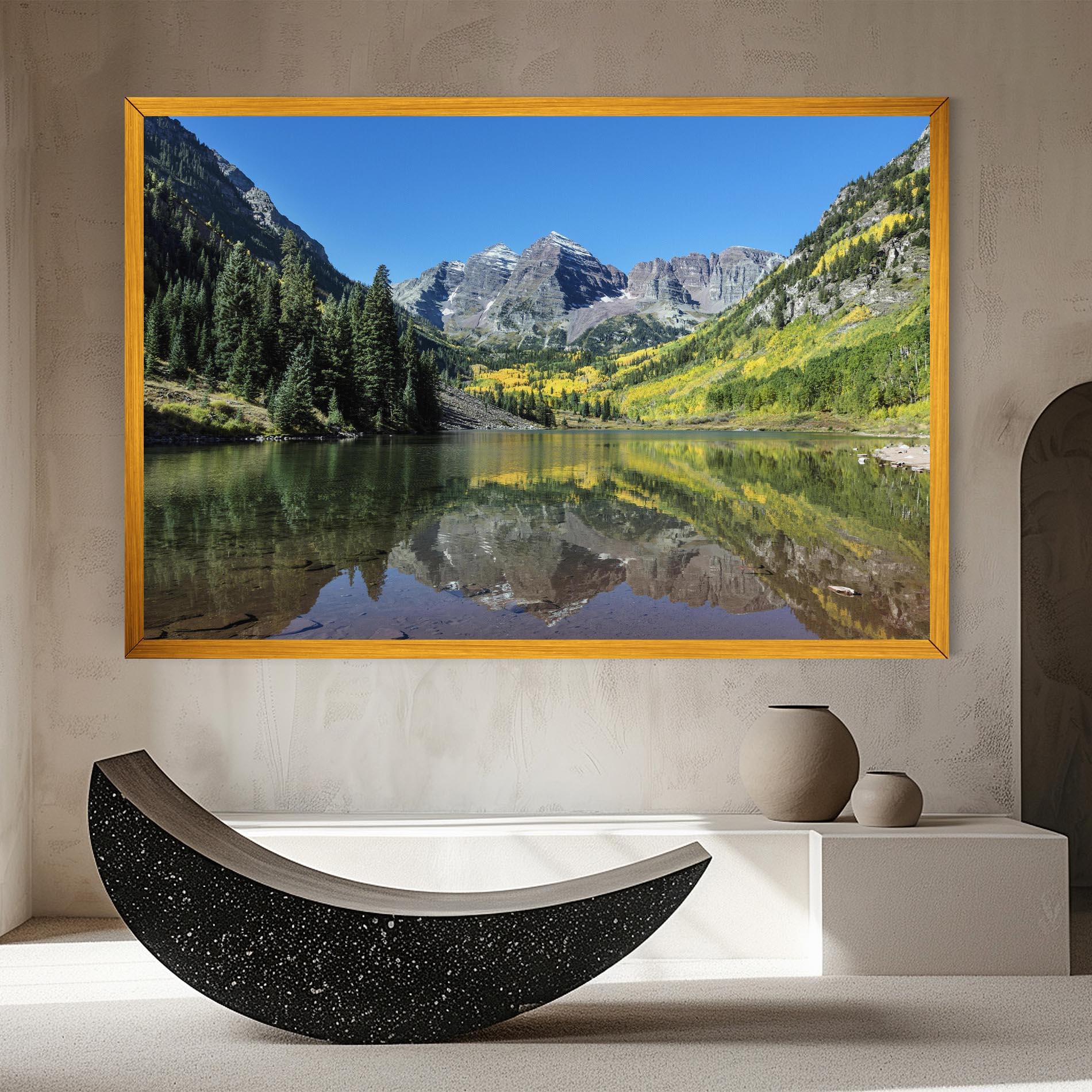 Vászonkép Lake Green Mountain mockup 8