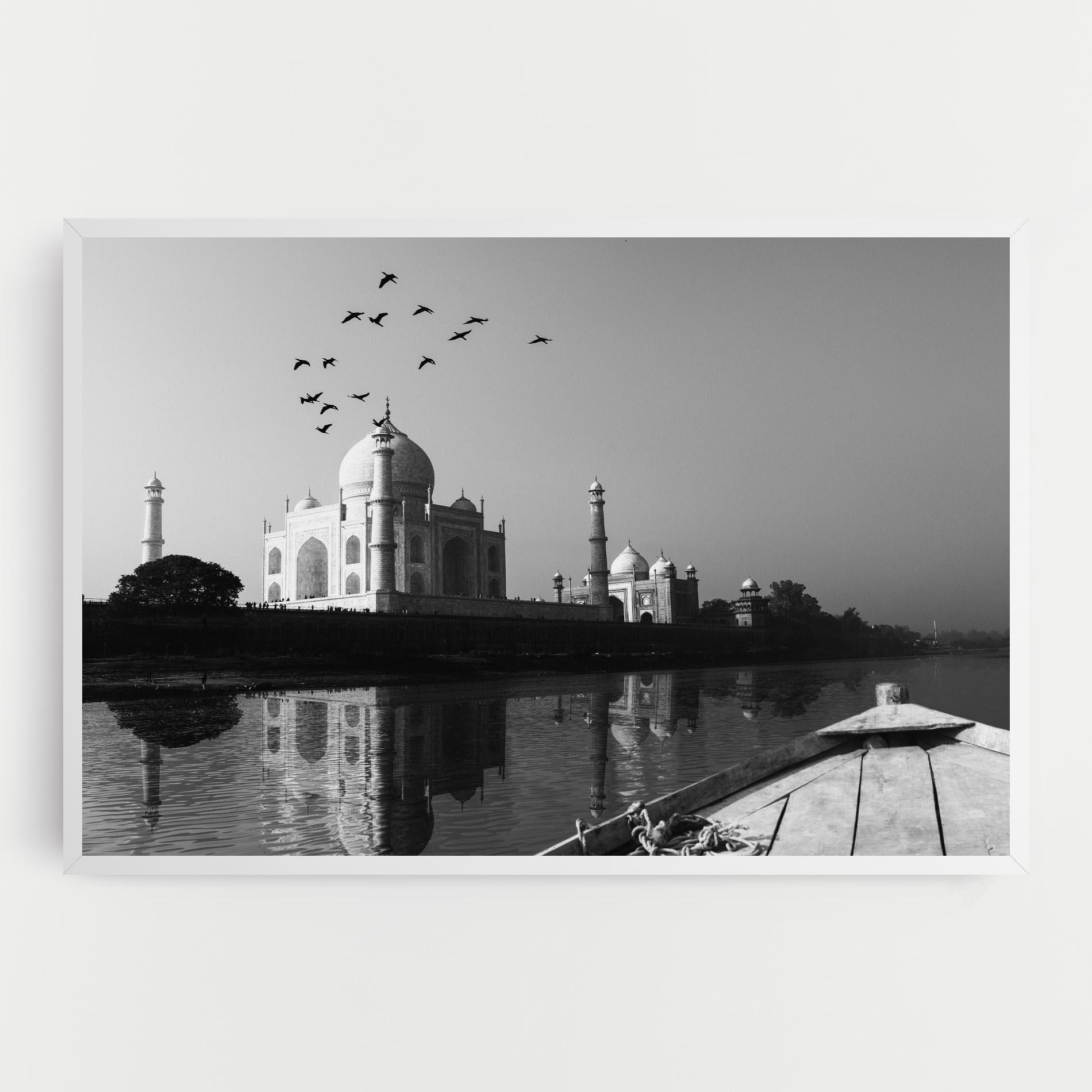 Vászonkép Taj Mahal Reflected mockup 0
