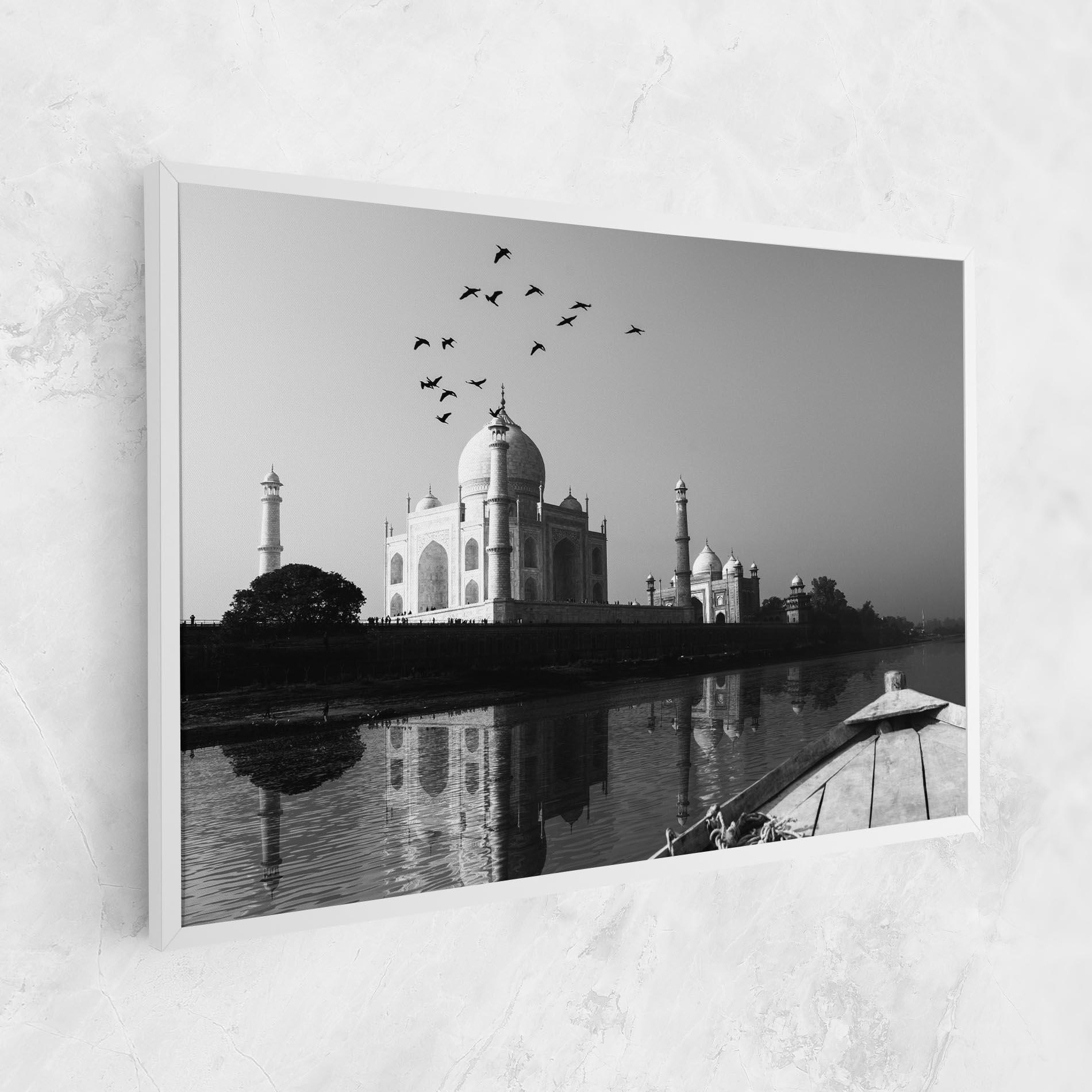 Vászonkép Taj Mahal Reflected mockup 1