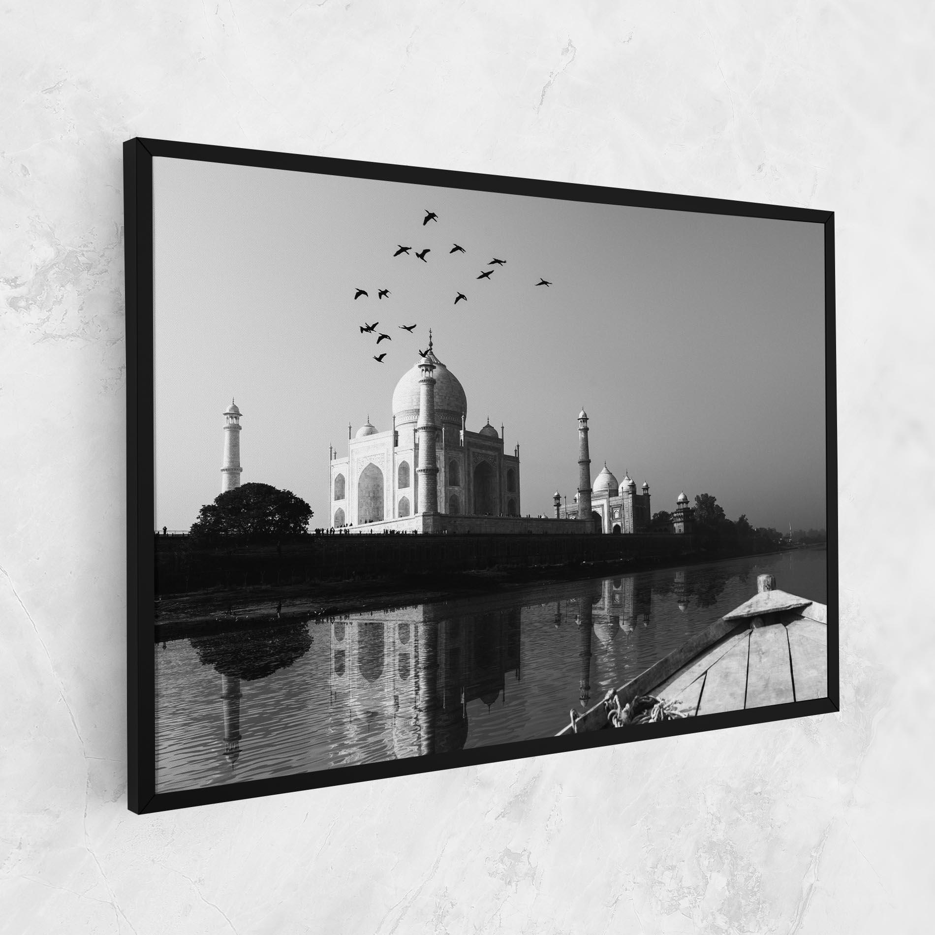 Vászonkép Taj Mahal Reflected mockup 1