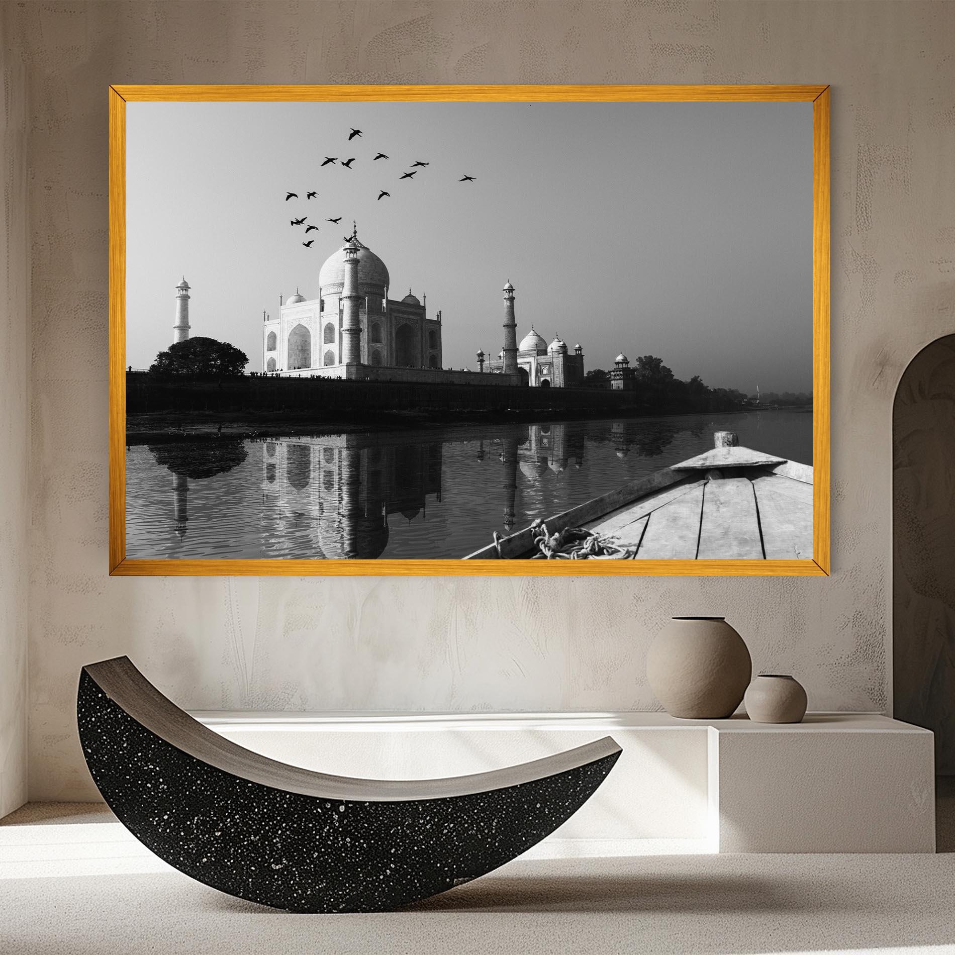 Vászonkép Taj Mahal Reflected mockup 8