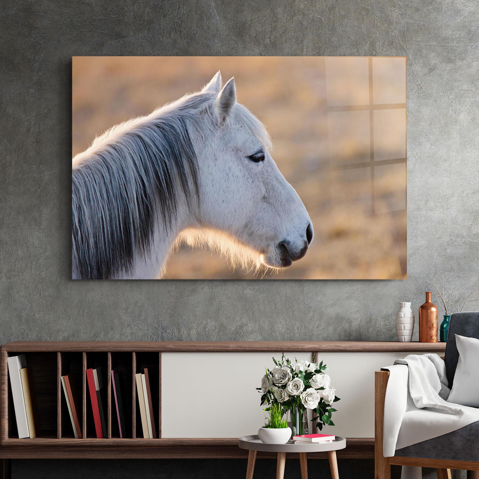 Üvegkép Light Gray Horse Looking mockup 2