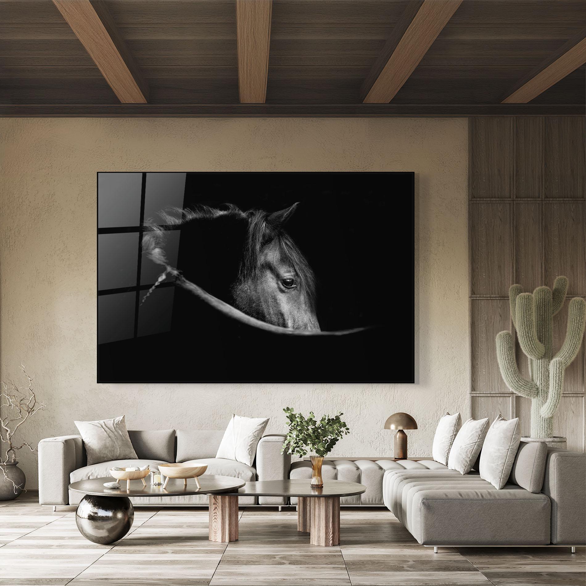 Üvegkép Black Horse Looking mockup 8