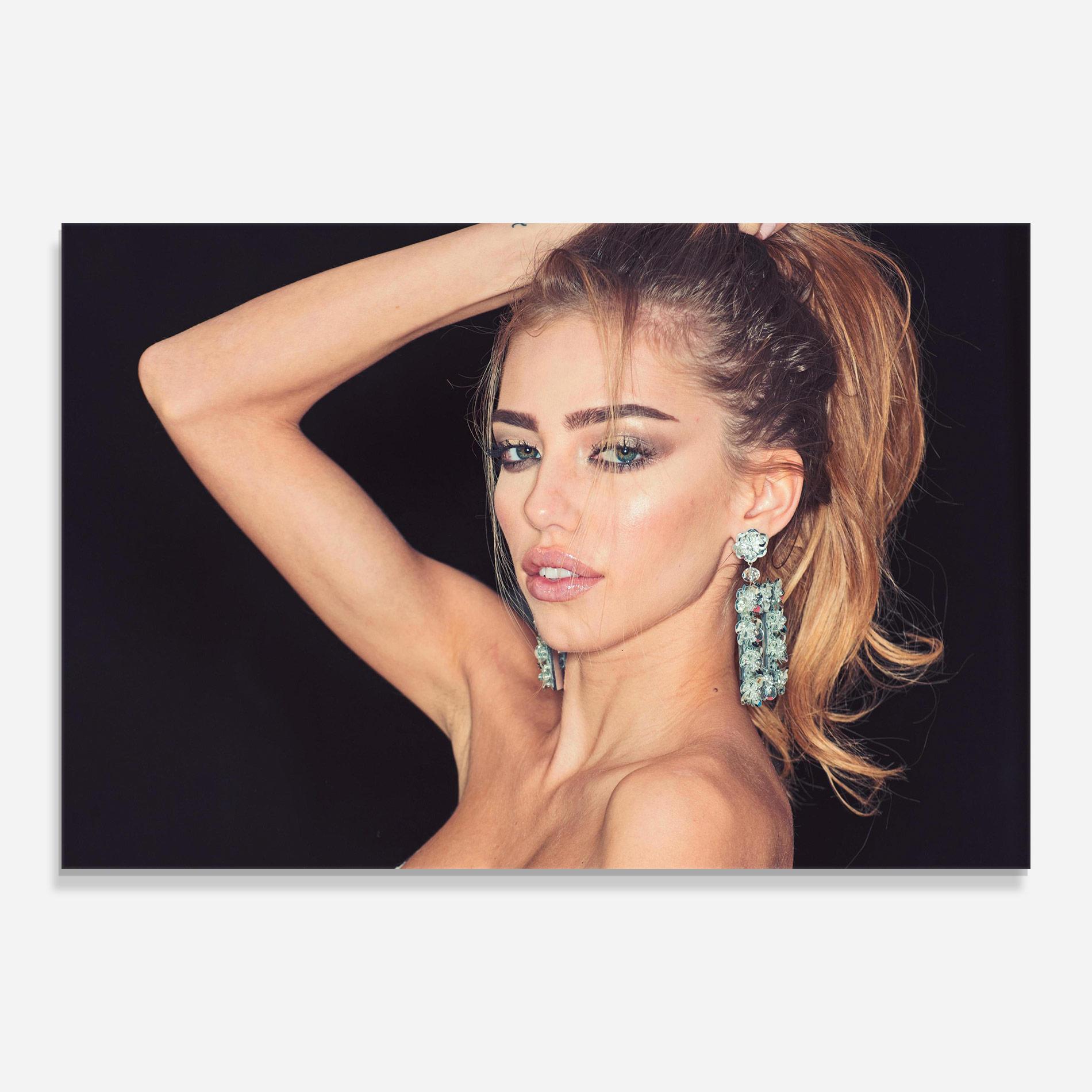 Üvegkép Flower Earrings mockup 0