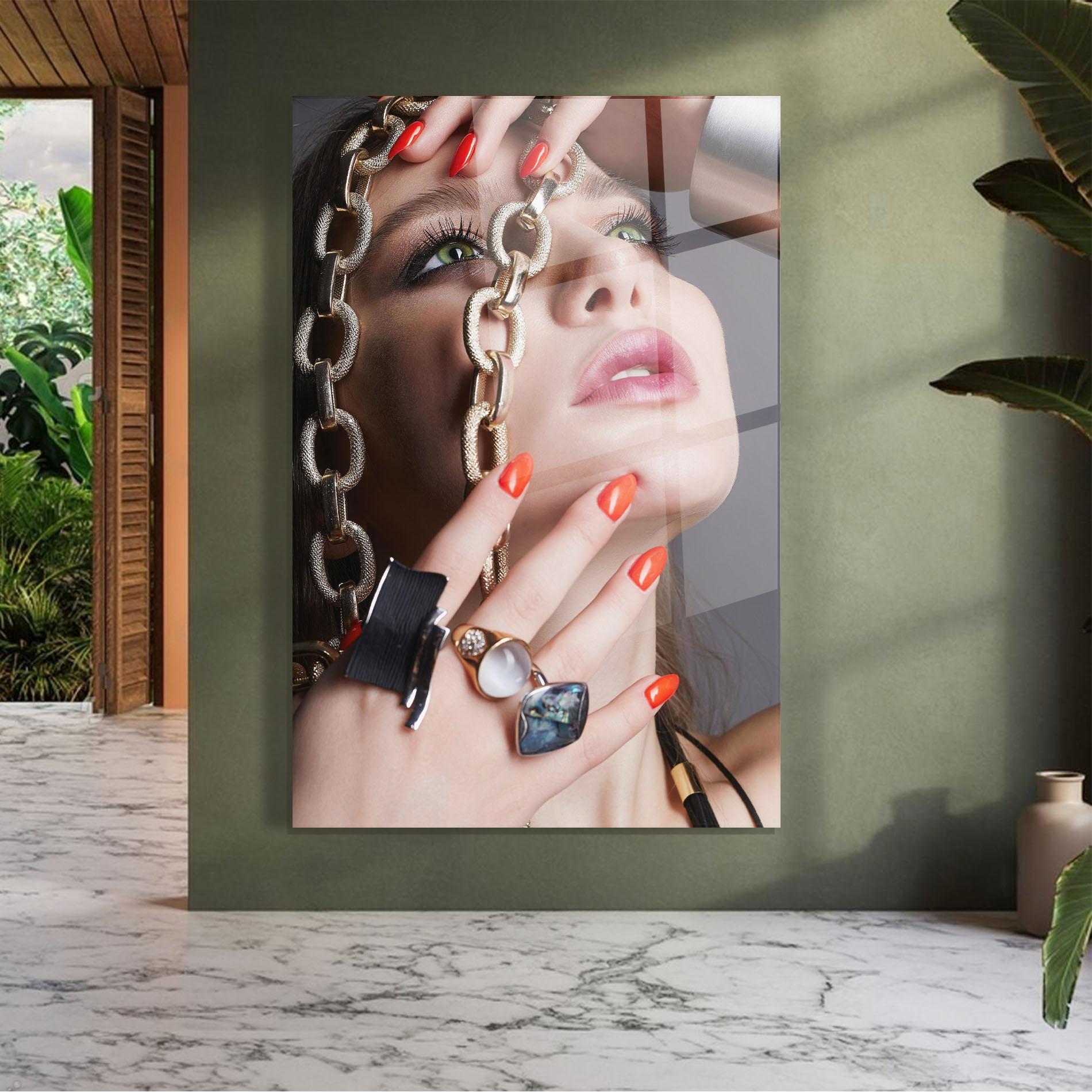 Üvegkép Big Chain Woman mockup 7