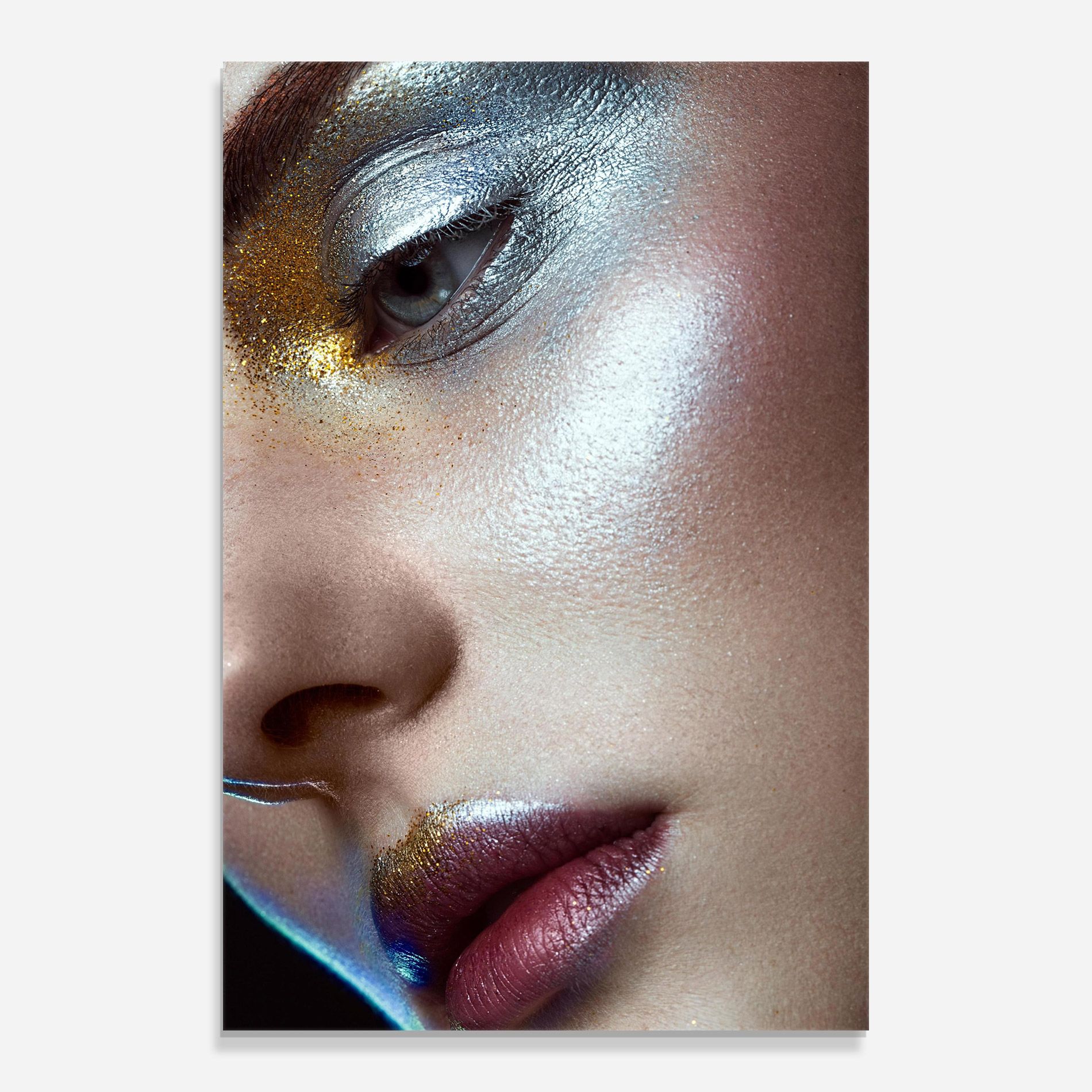 Golden Silver Makeup mockup 0