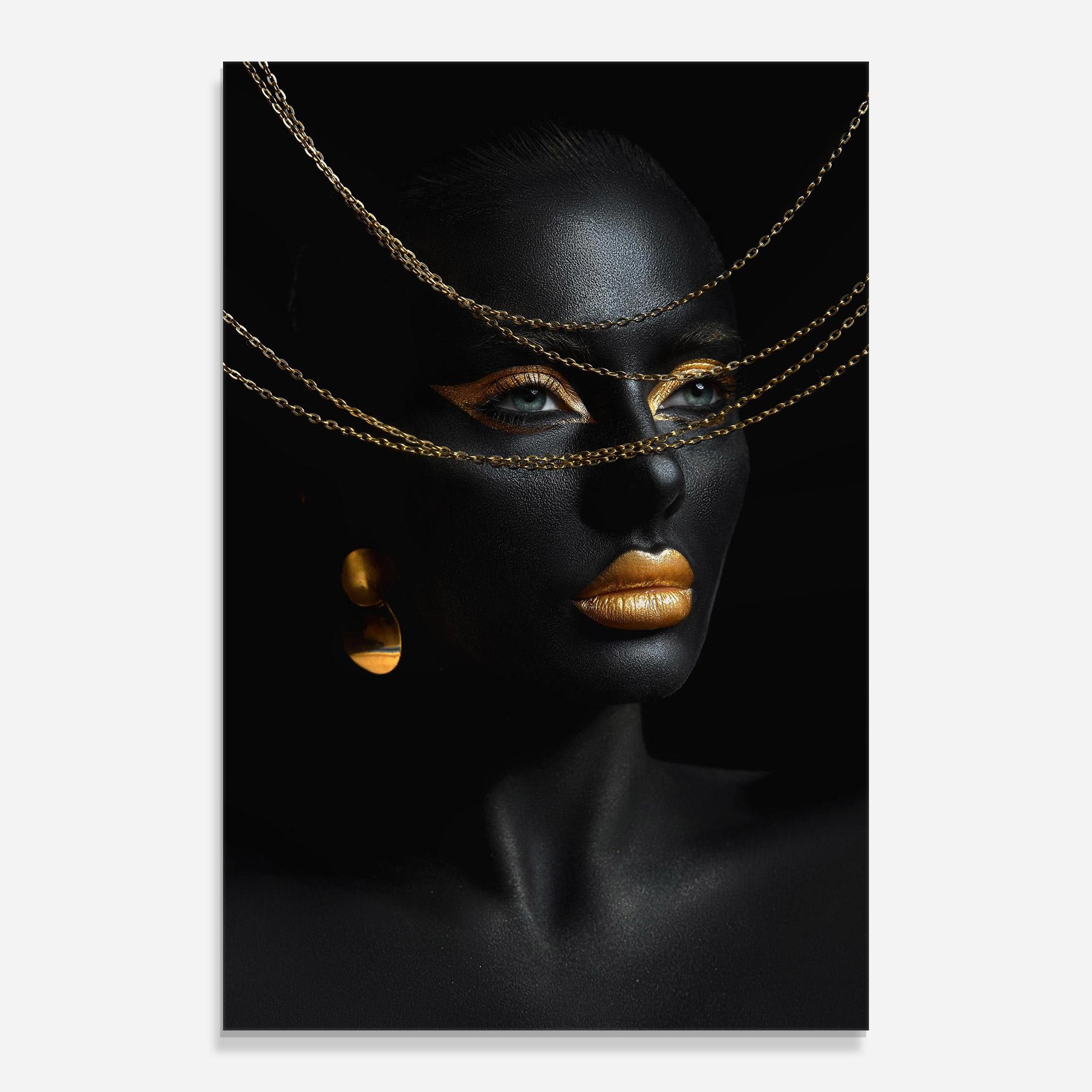 Üvegkép Gold Chain Woman mockup 0