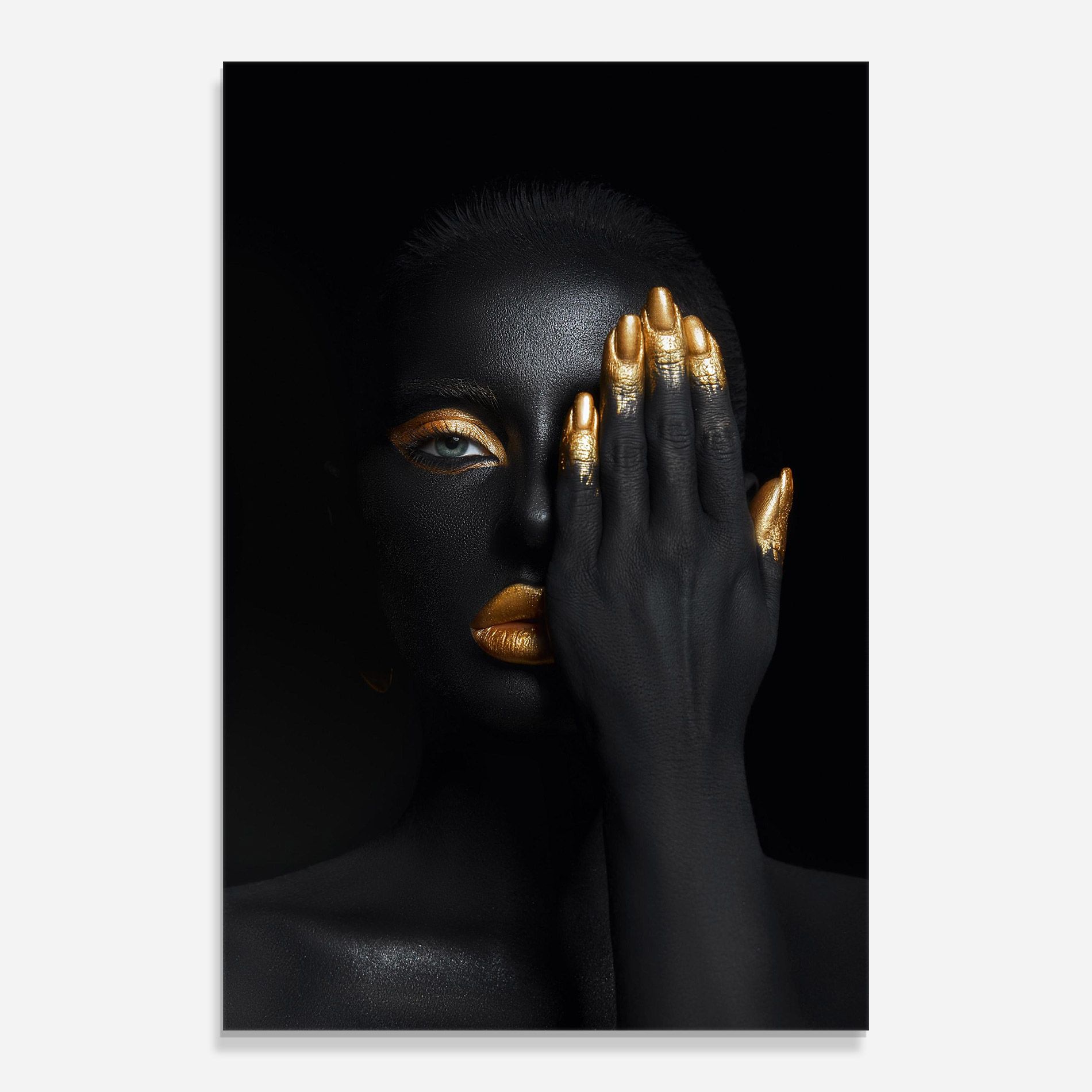 Gold Makeup Chain mockup 0