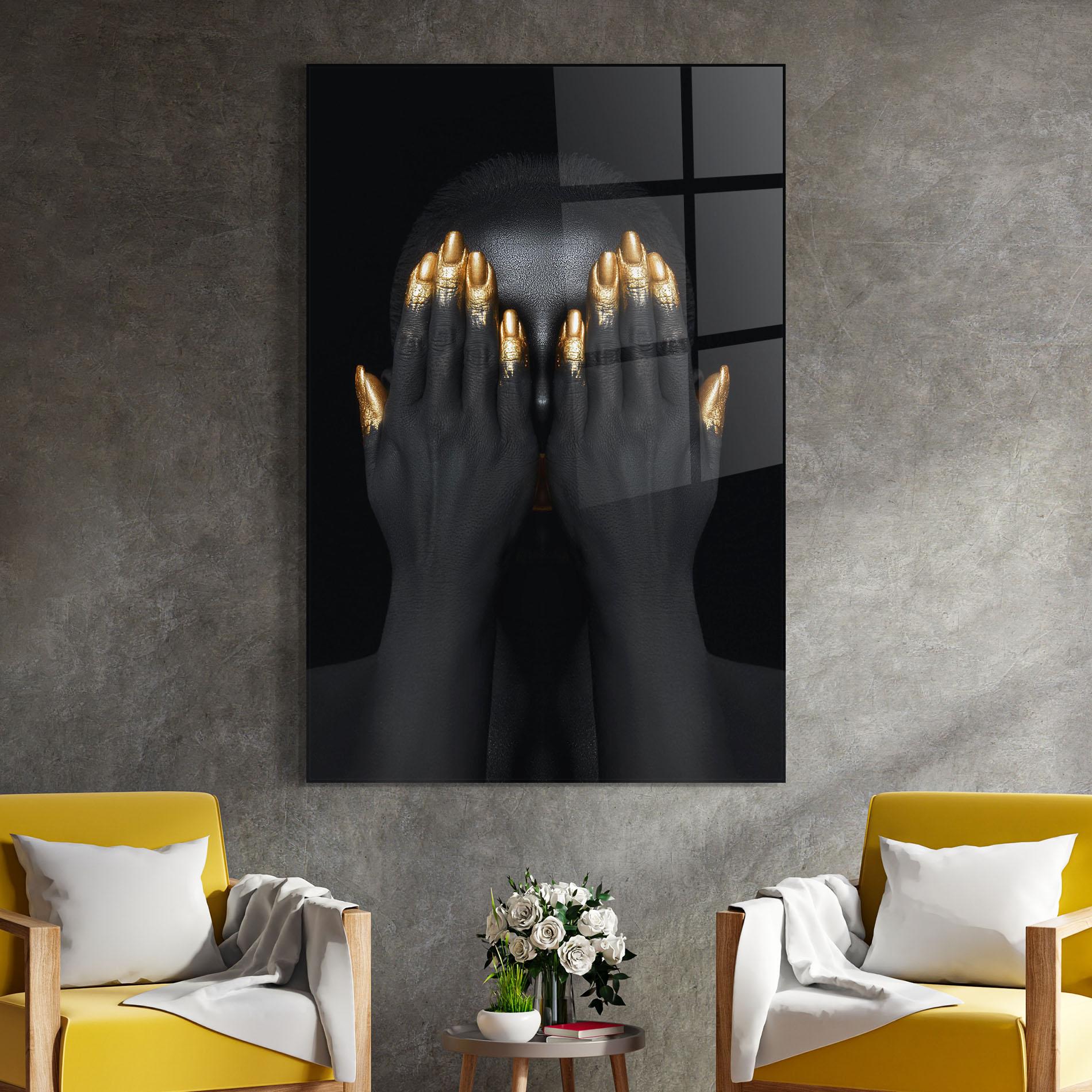 Üvegkép Gold Fingertips Chain mockup 4