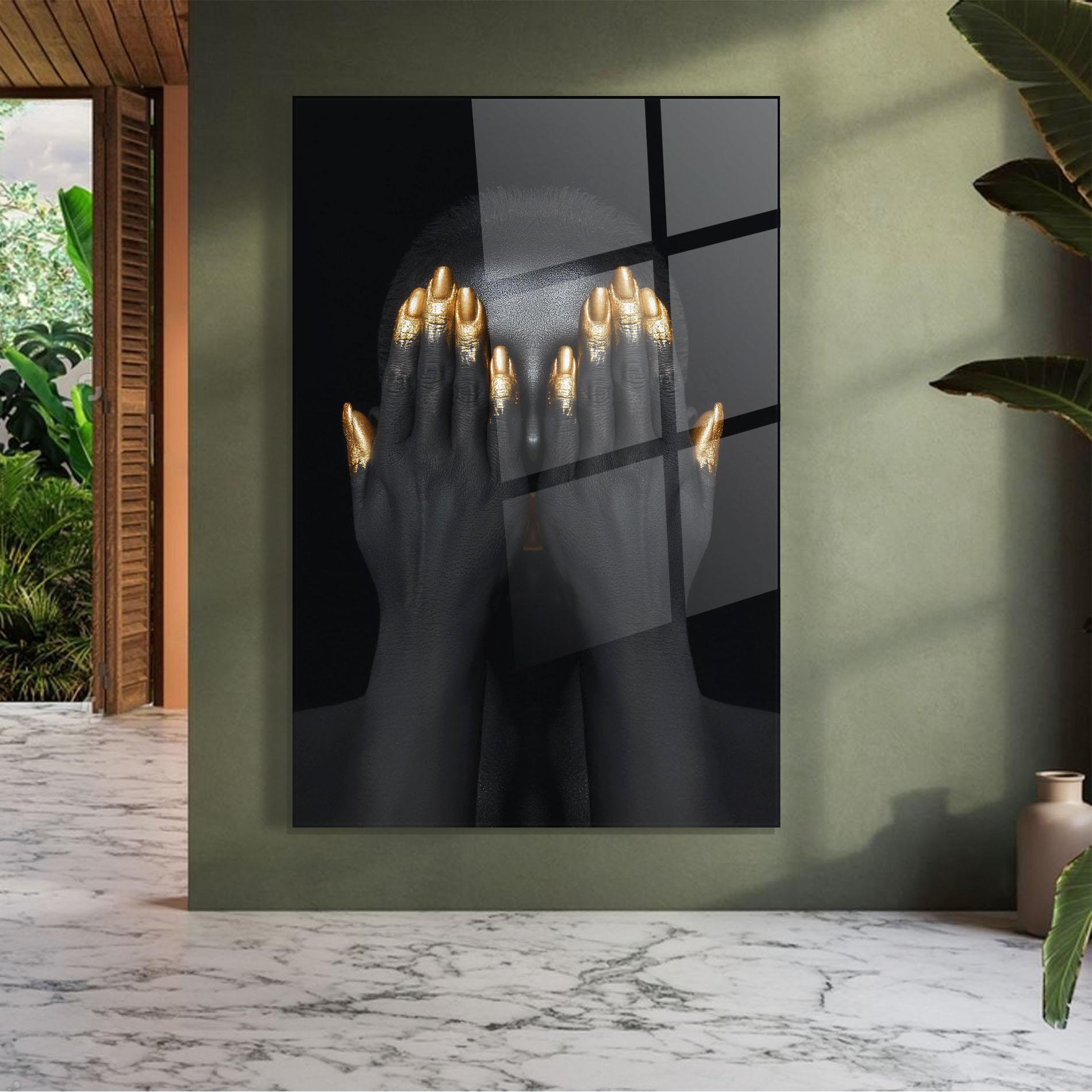 Üvegkép Gold Fingertips Chain mockup 7