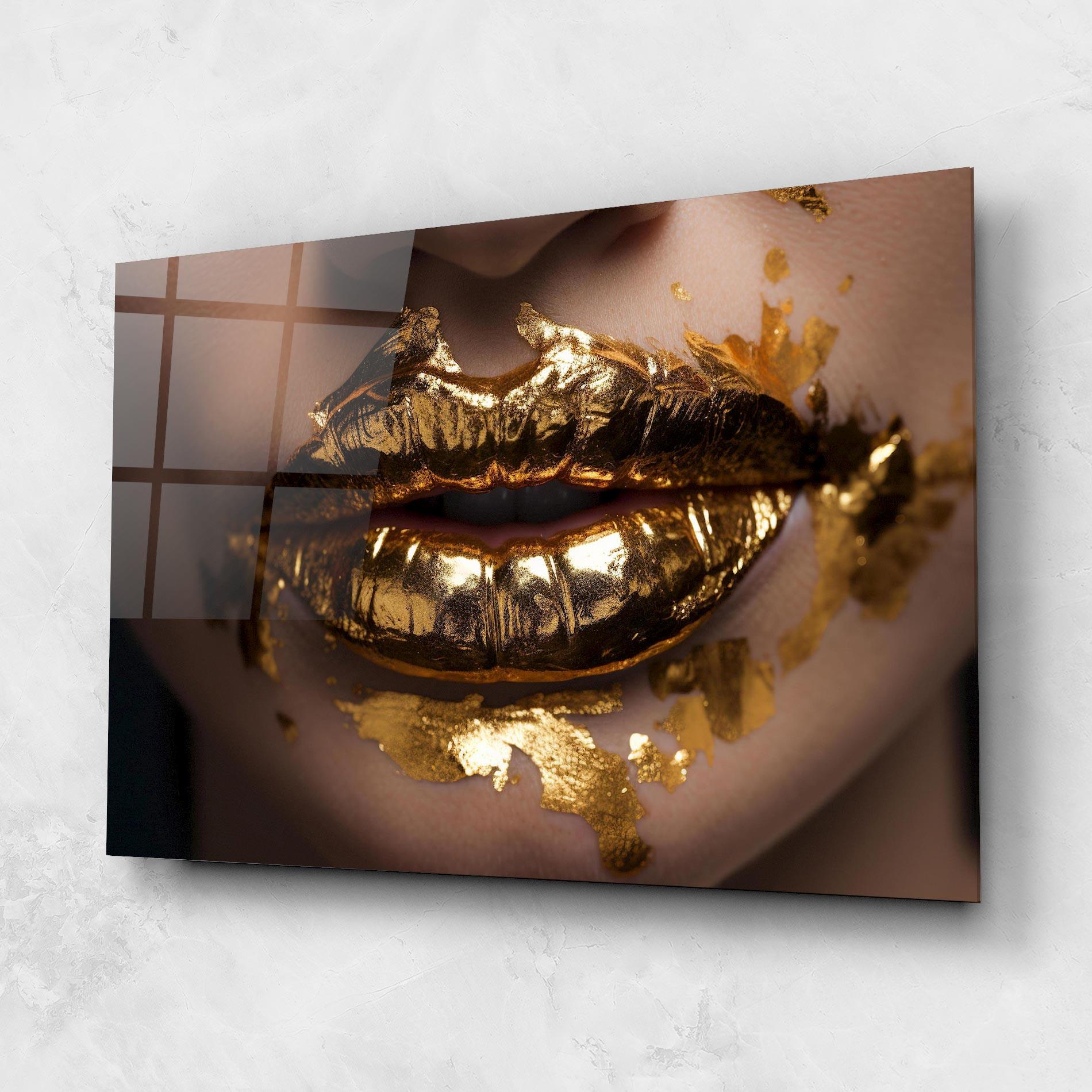 Üvegkép Close Gold Lips mockup 1