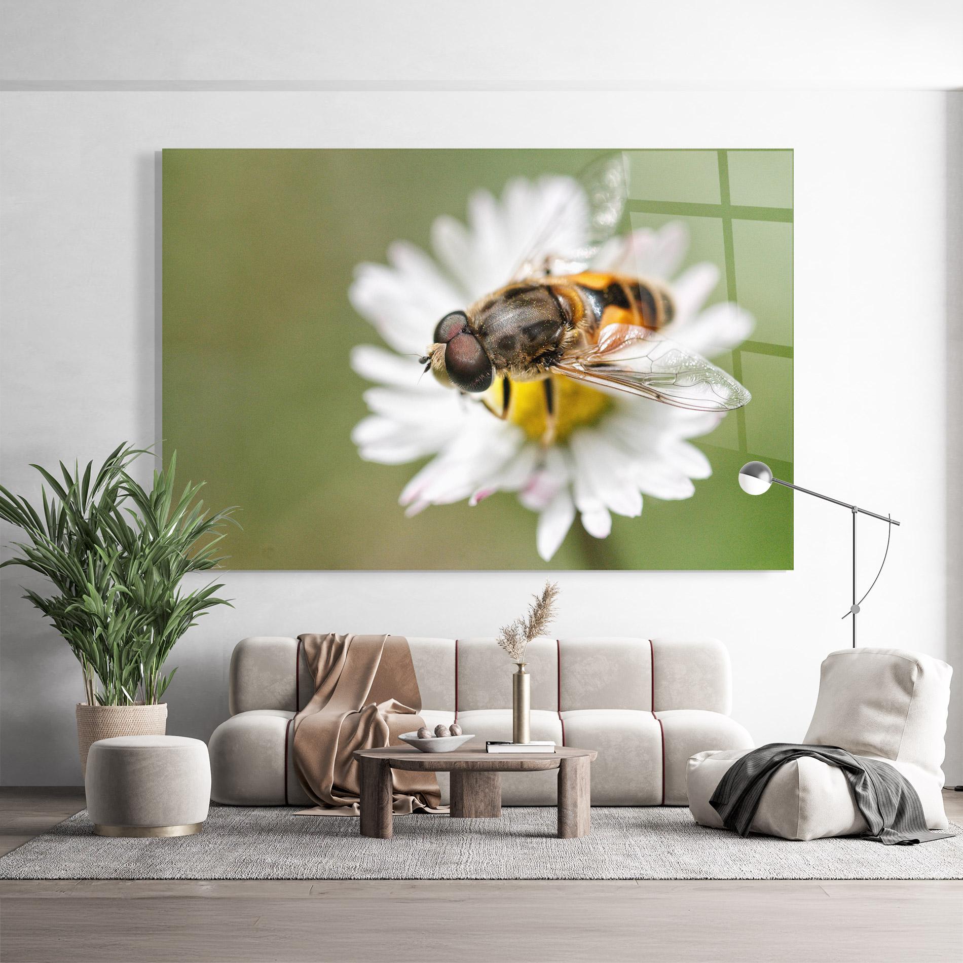 Üvegkép Bee On Small Daisy mockup 9