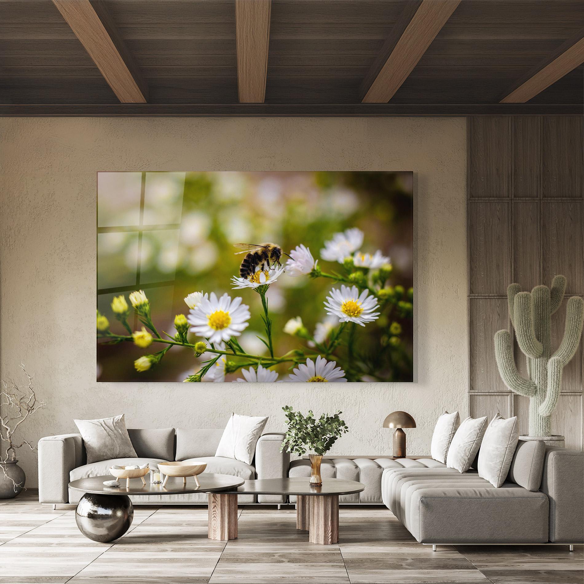 Üvegkép Bee On Small Flower mockup 8