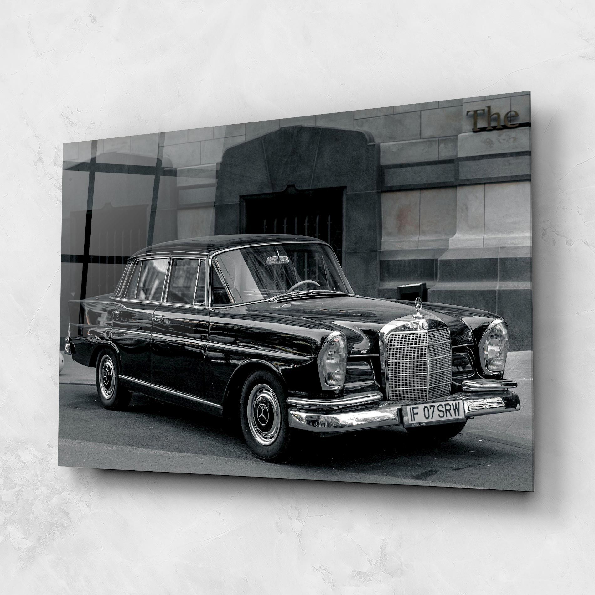 Pretty Classic Car mockup 1