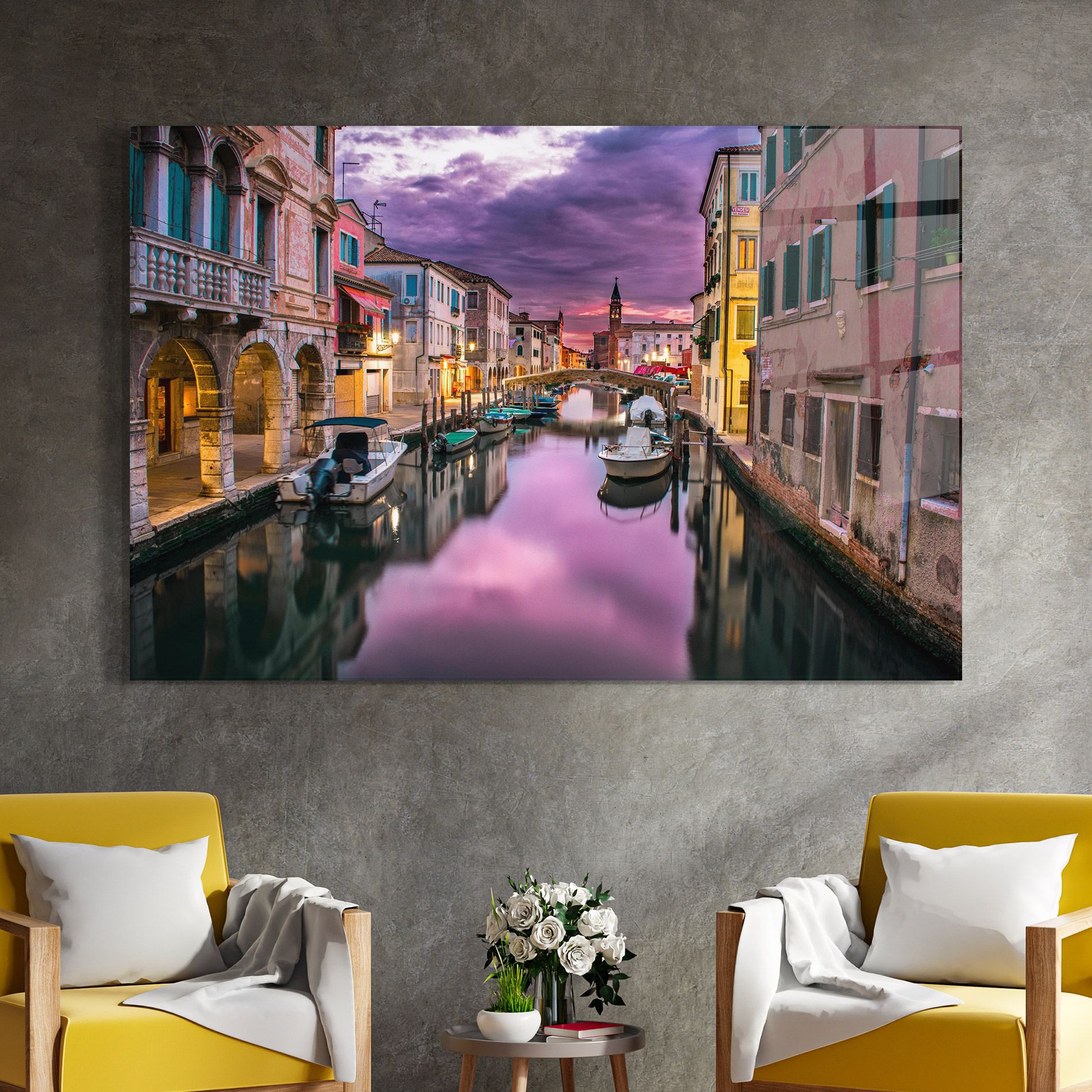Purple Light Venecia mockup 4
