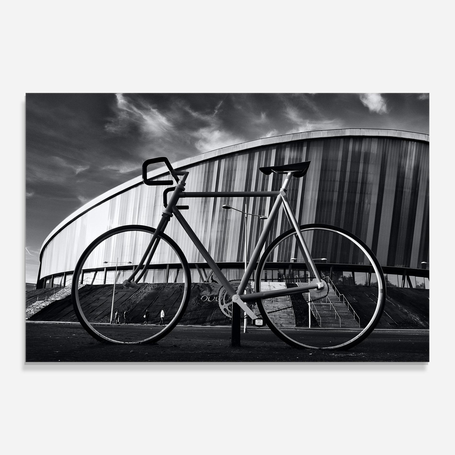 Üvegkép Big Grey Bike mockup 0