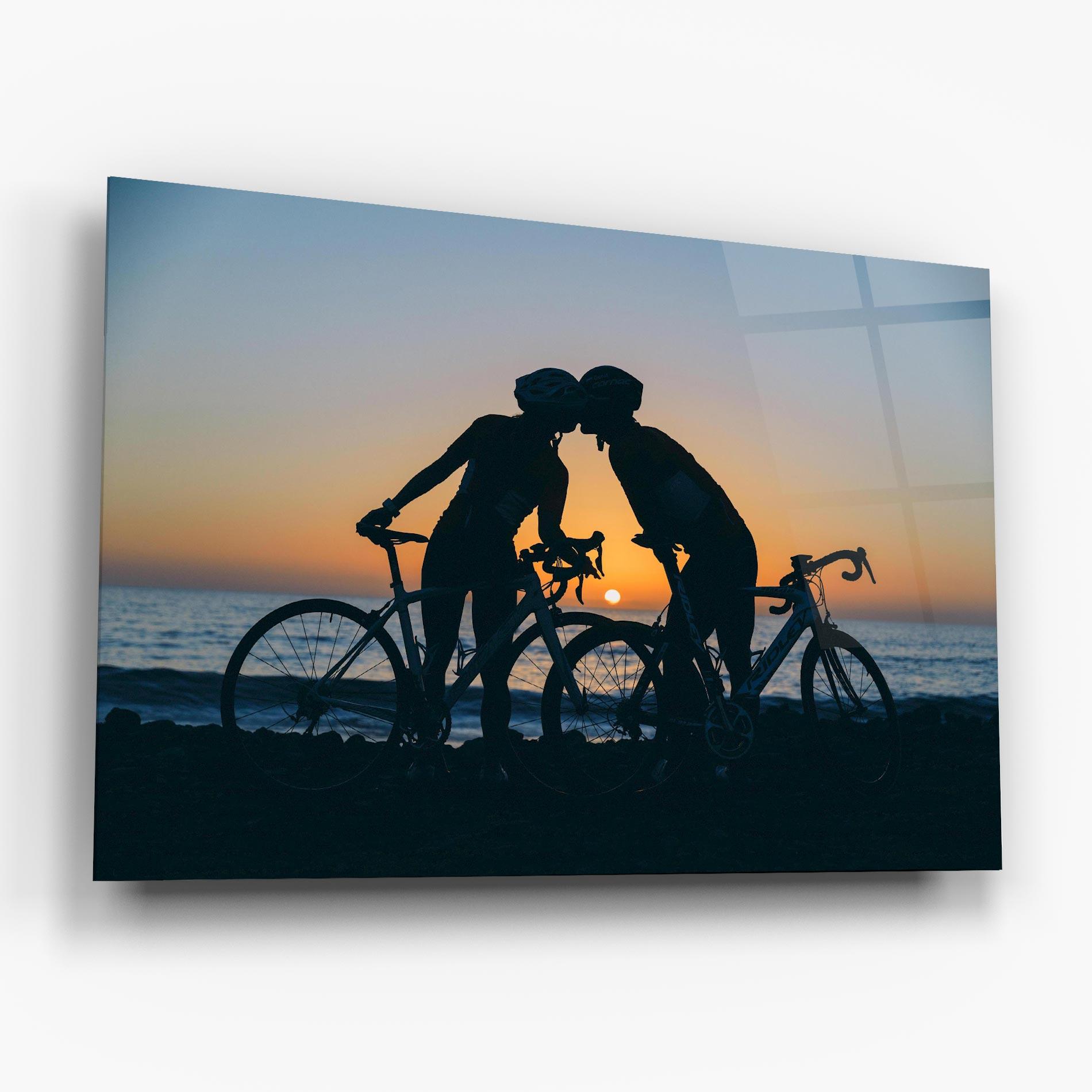 Üvegkép Bike Couple Kissing mockup 6