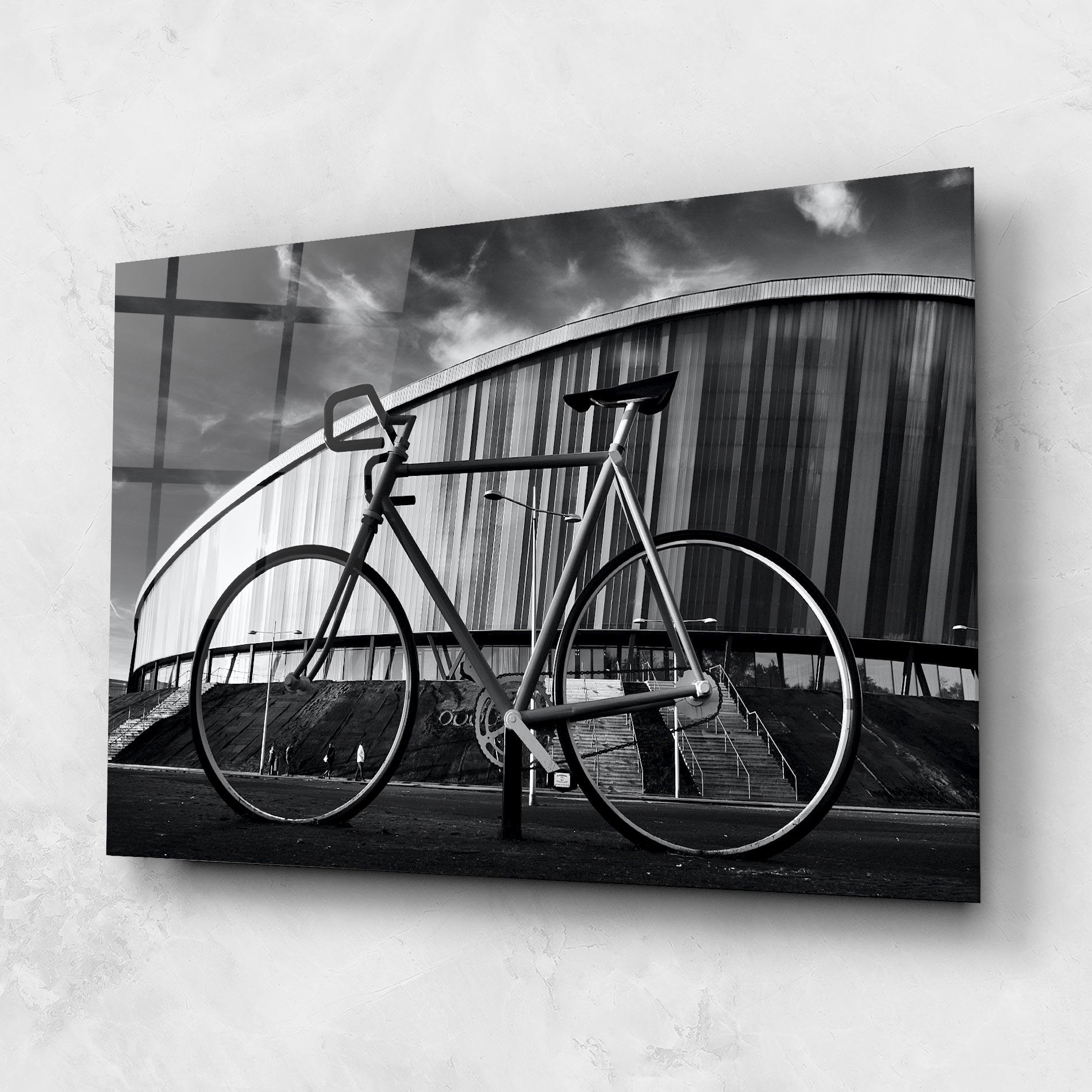 Üvegkép Big Grey Bike mockup 1