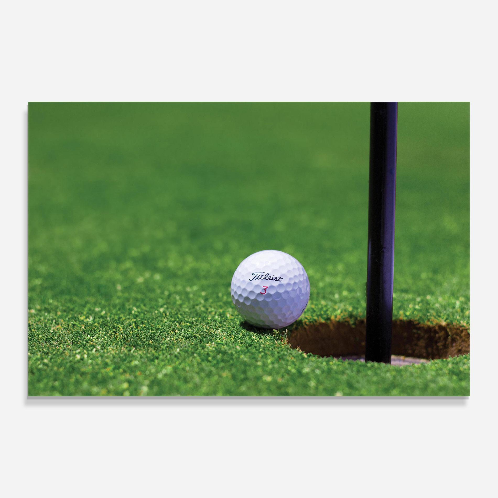 Üvegkép Close To Ball Golf Ball mockup 0