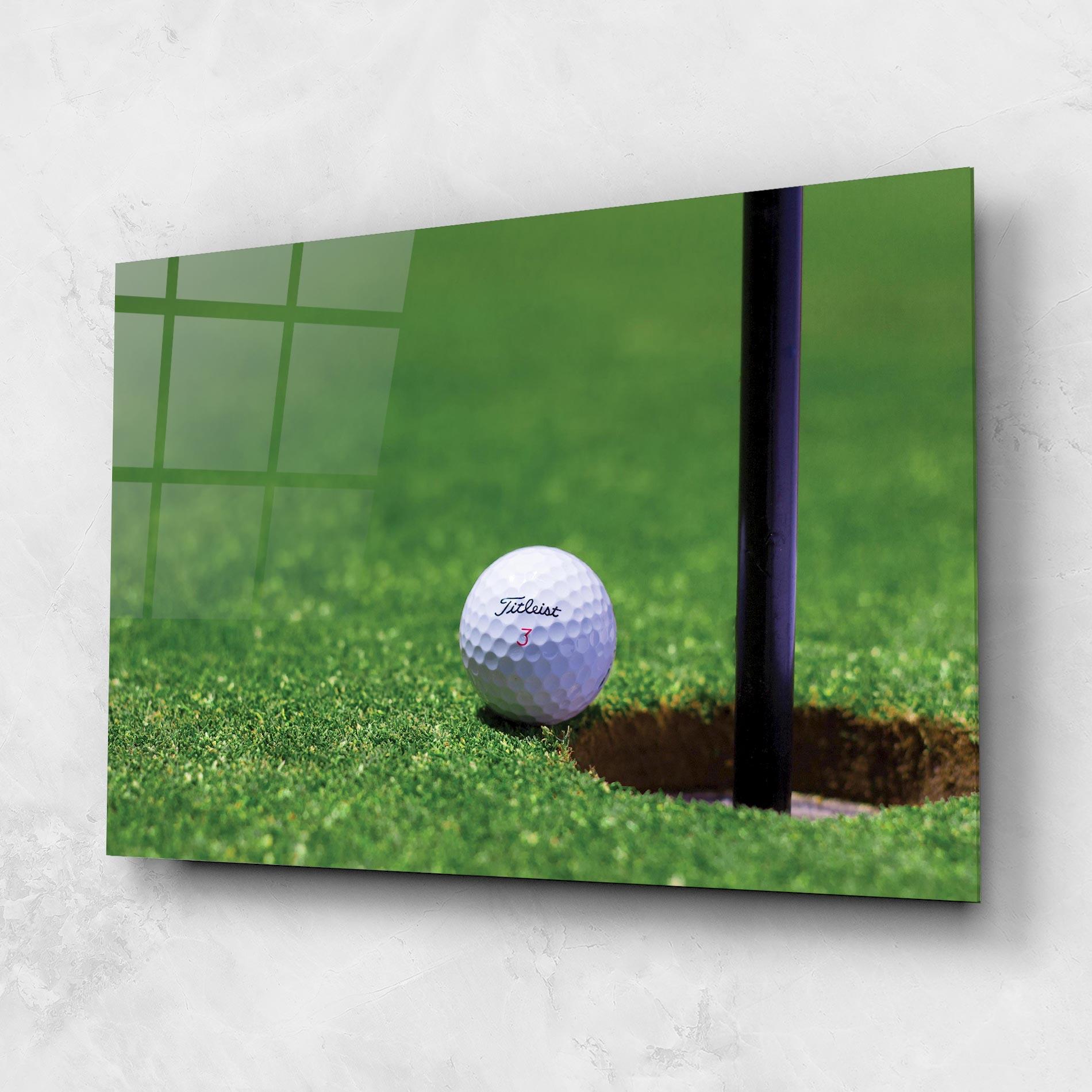 Üvegkép Close To Ball Golf Ball mockup 1